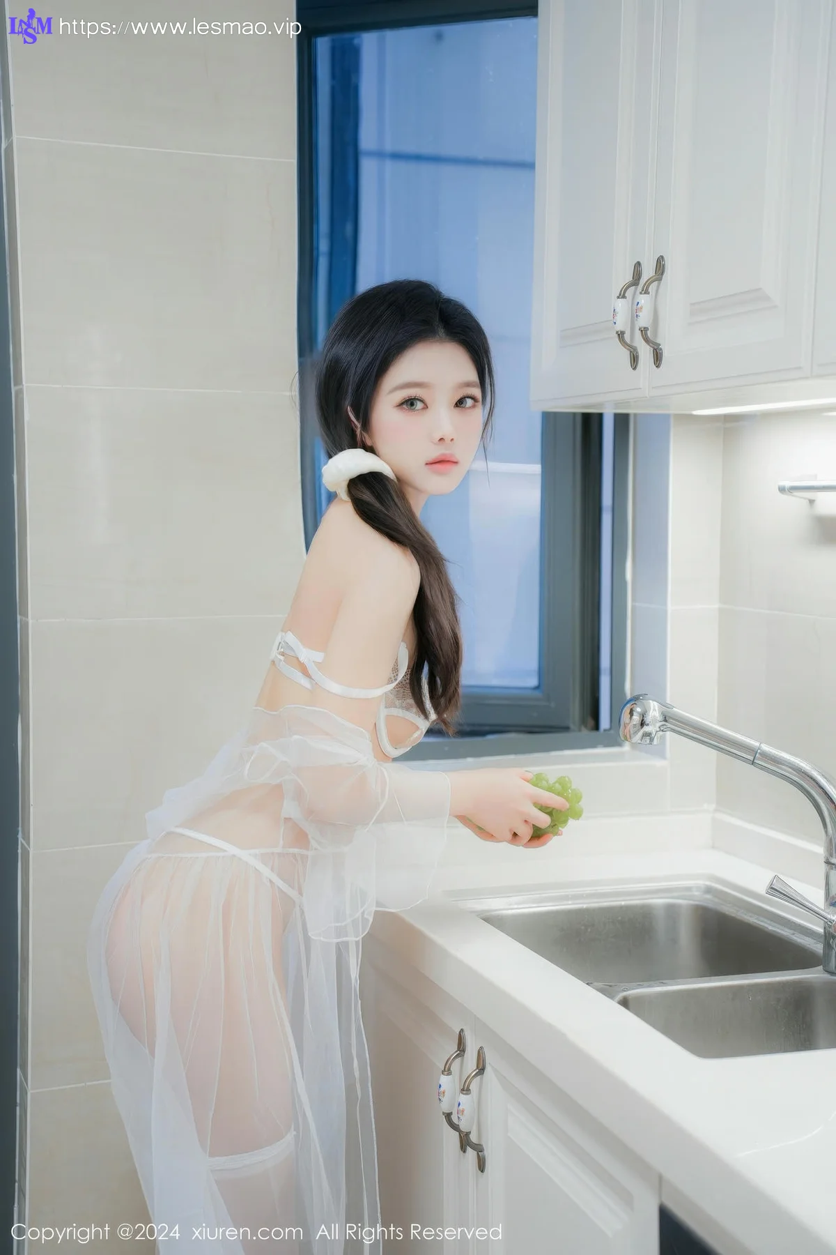 XiuRen 秀人 No.9031 于诺诺ise 首套写真白色网纱轻透服饰33 - 36