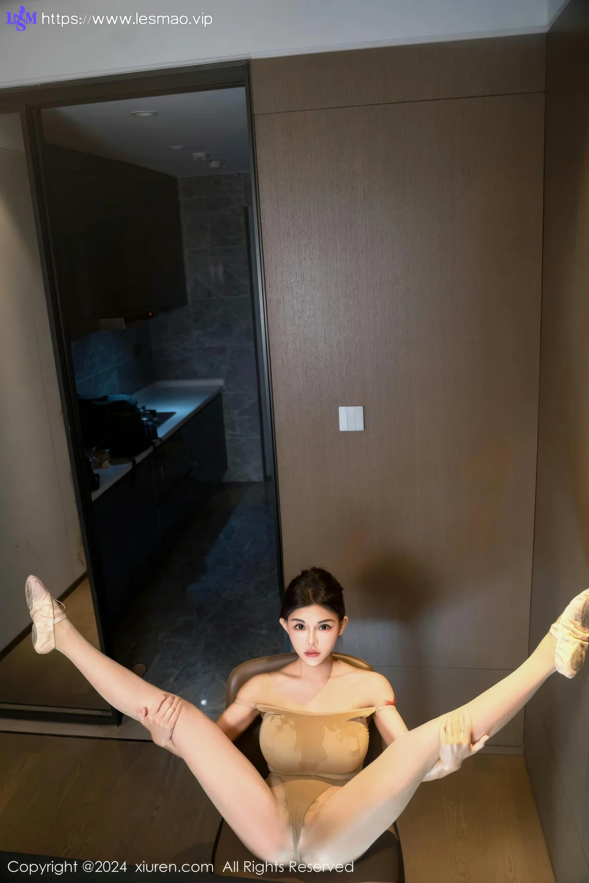 XiuRen 秀人 No.9033 小童颜 瑜伽练功服湿身陶醉性感写真 - 45