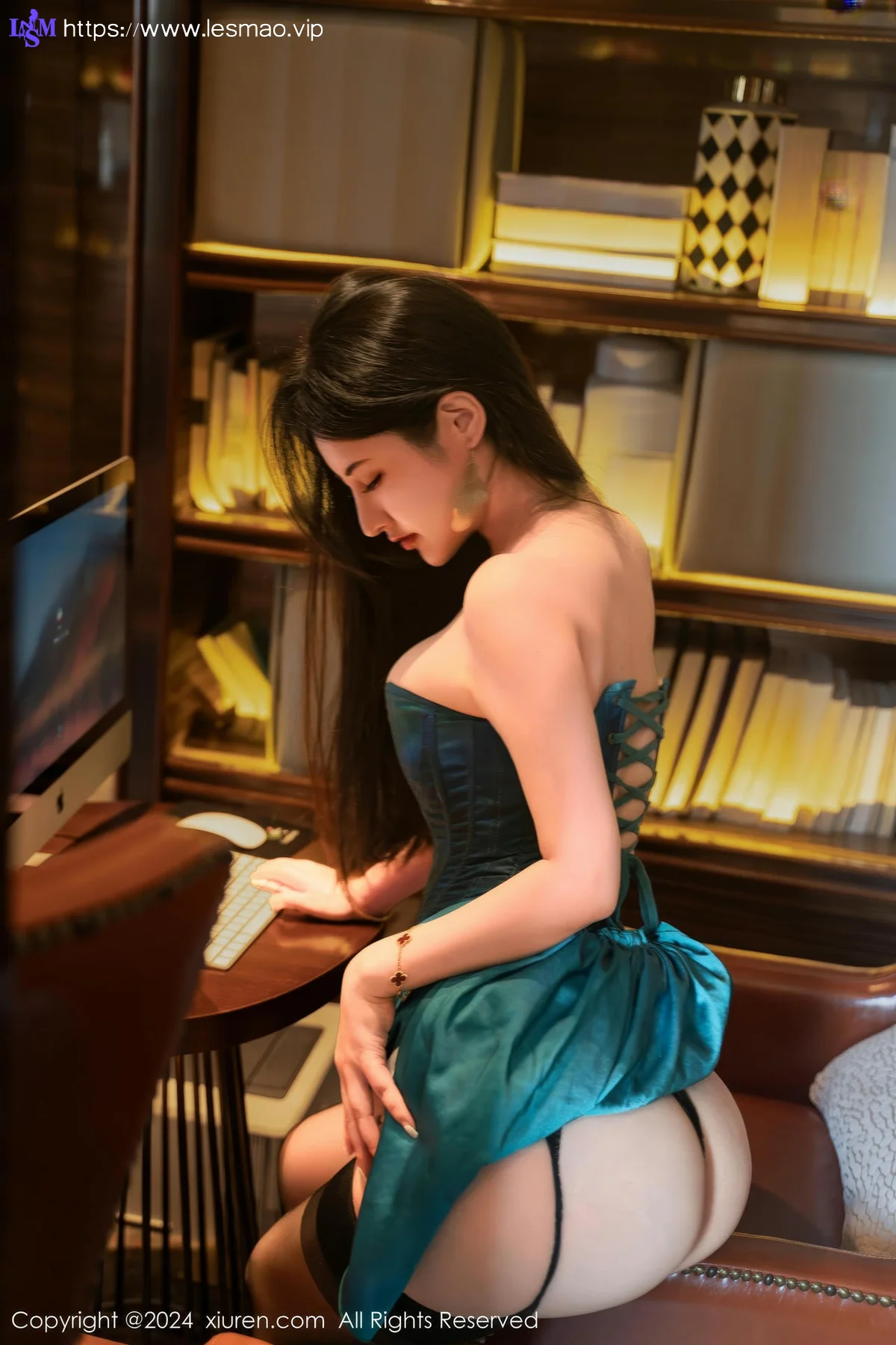 XiuRen 秀人 No.9039 诗诗kiki 酒吧巧遇美女性感写真2 - 20