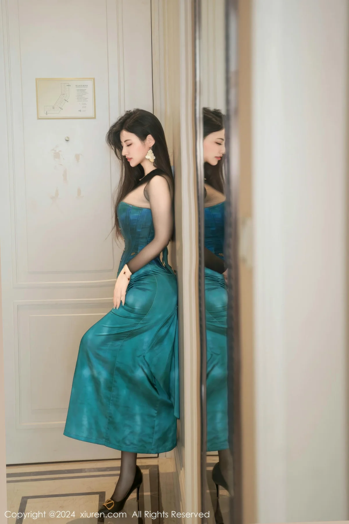 XiuRen 秀人 No.9039 诗诗kiki 酒吧巧遇美女性感写真2 - 31