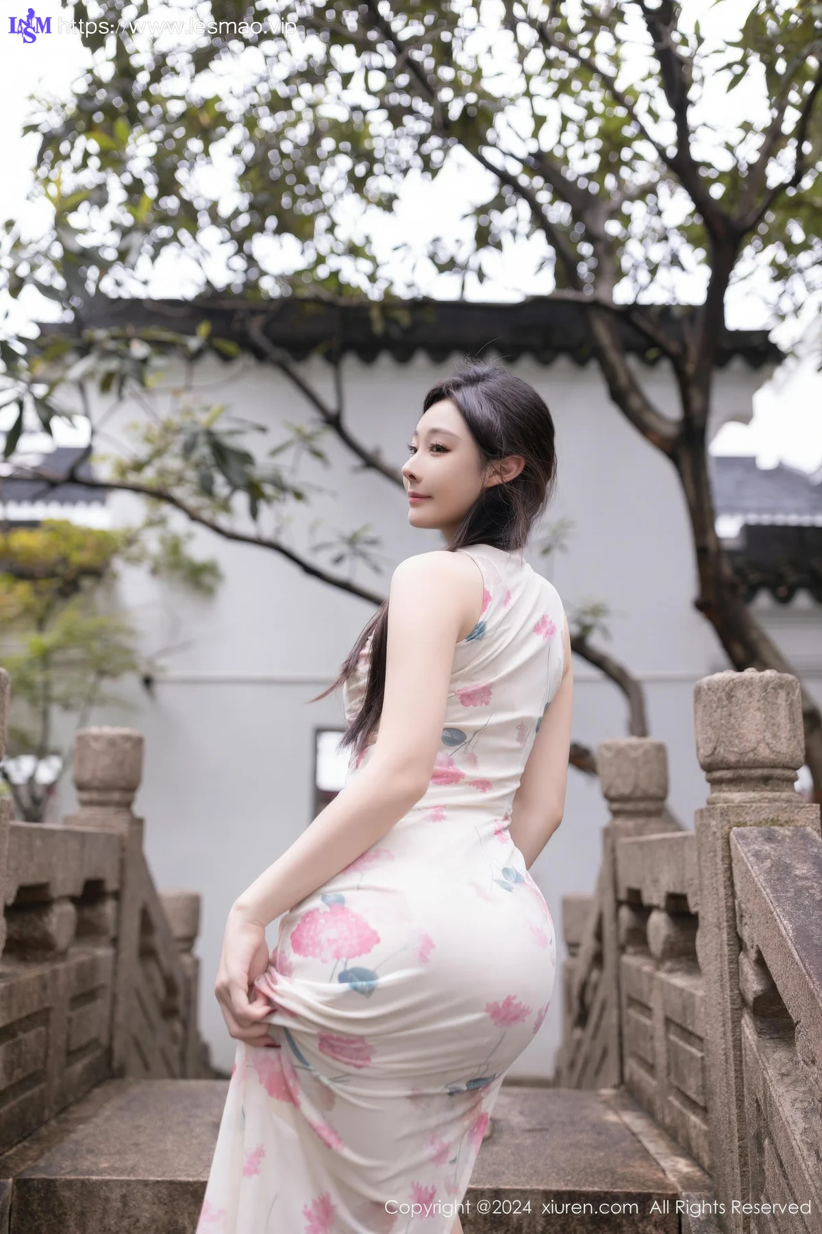 XiuRen 秀人 No.9087 小逗逗 诱人肉色丝袜性感写真11 - 13
