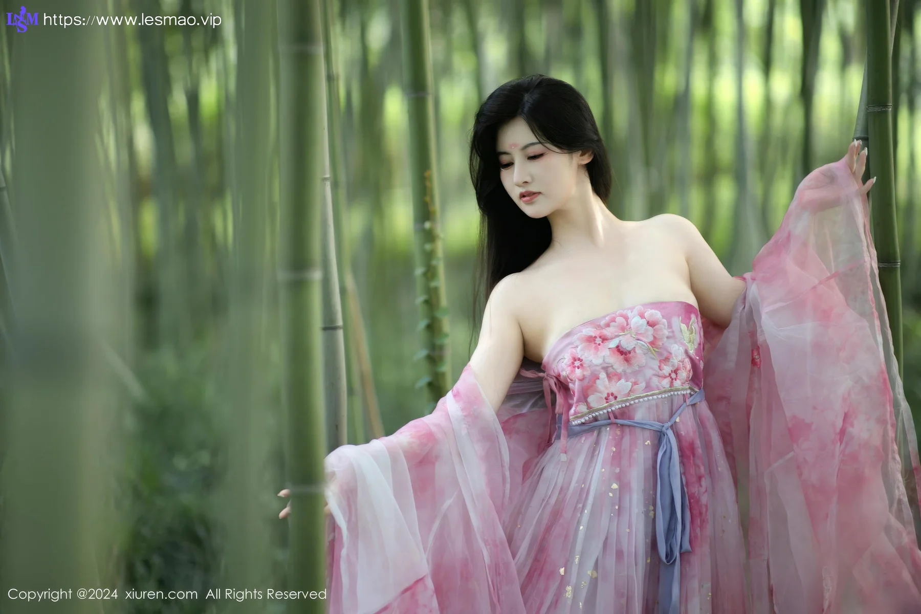 XiuRen 秀人 No.9100 诗诗kiki 粉色古风服饰性感写真1 - 17