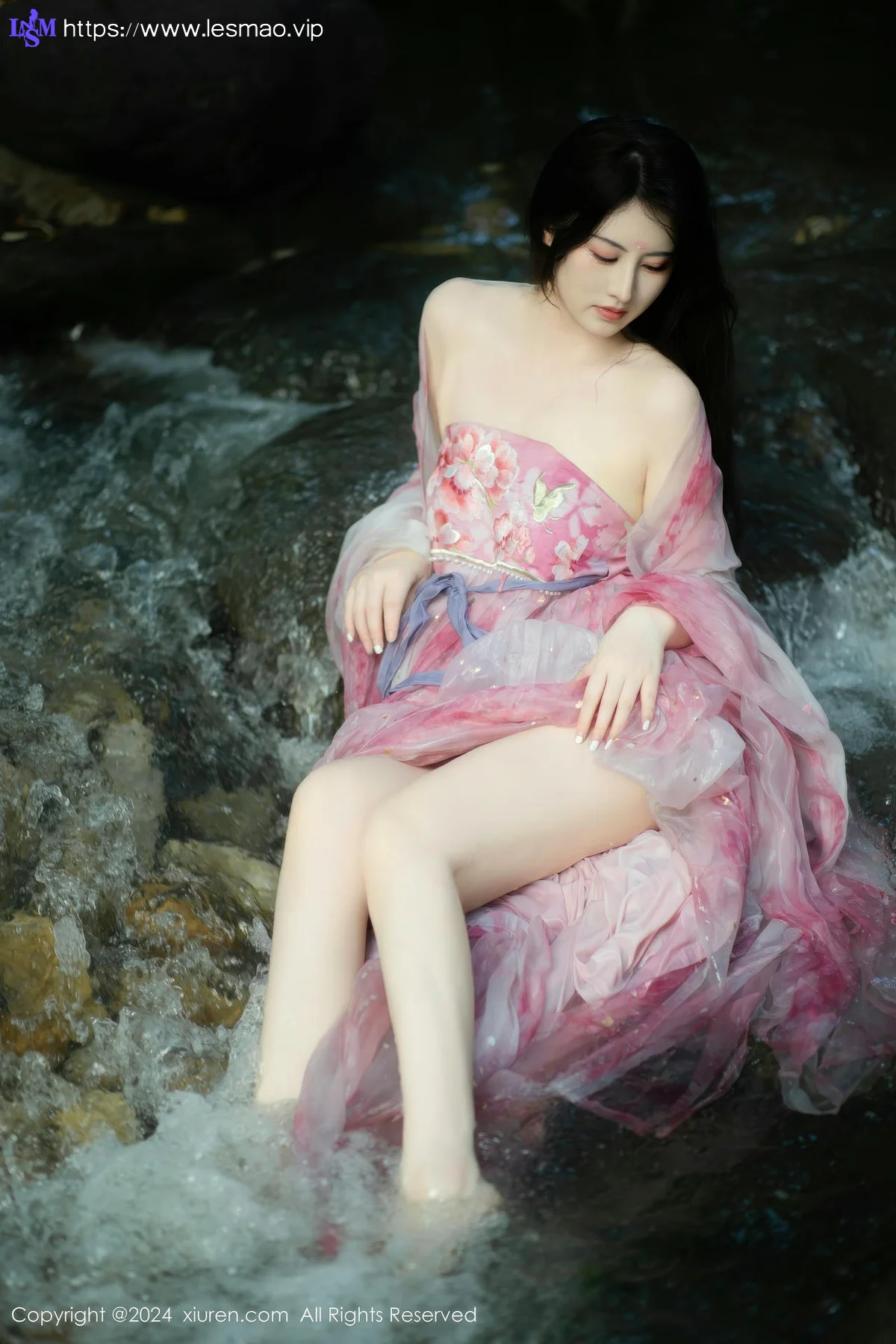 XiuRen 秀人 No.9100 诗诗kiki 粉色古风服饰性感写真1 - 24