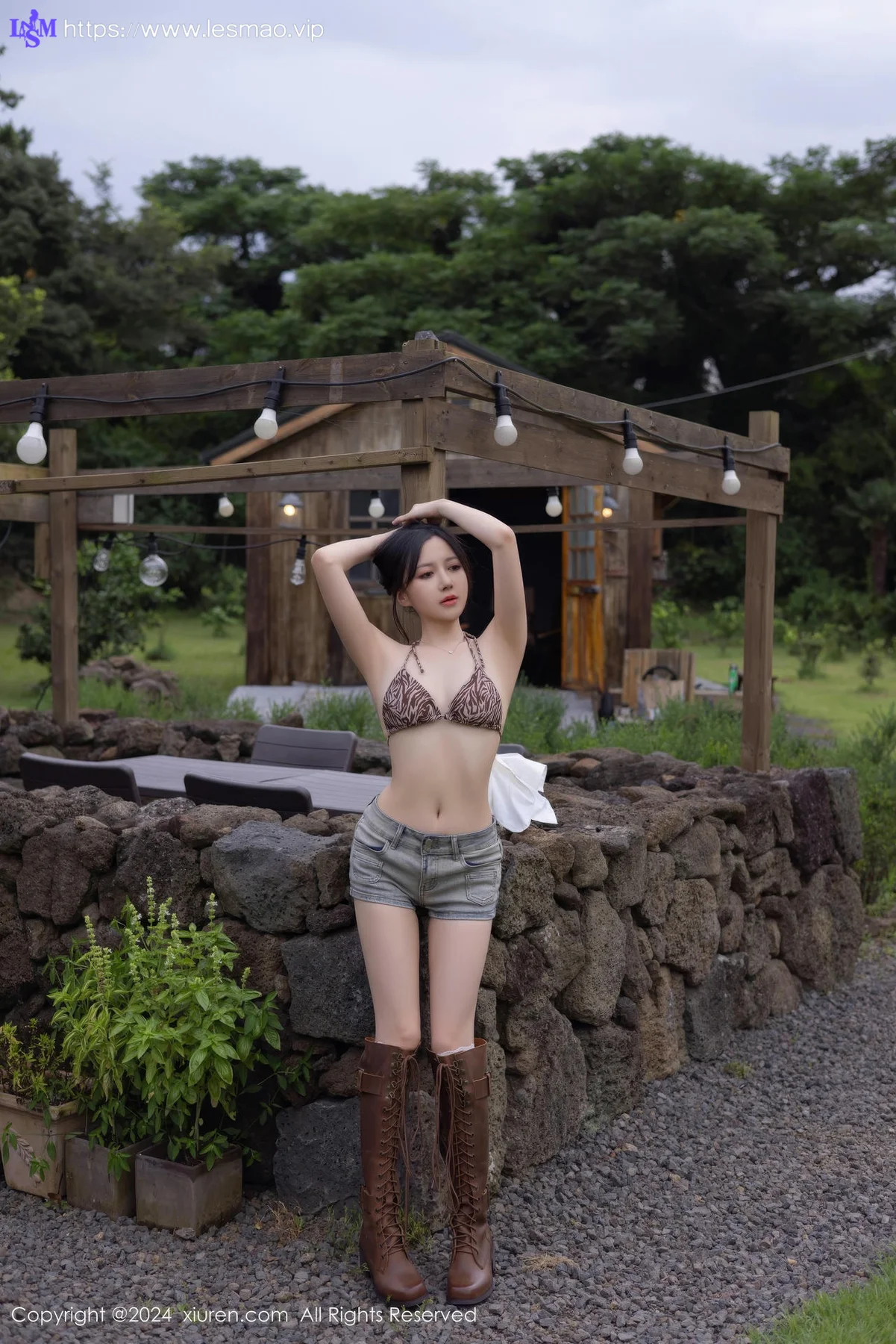 XiuRen 秀人 No.9166 鱼子酱Fish 户外牛仔玉体私房 - 46