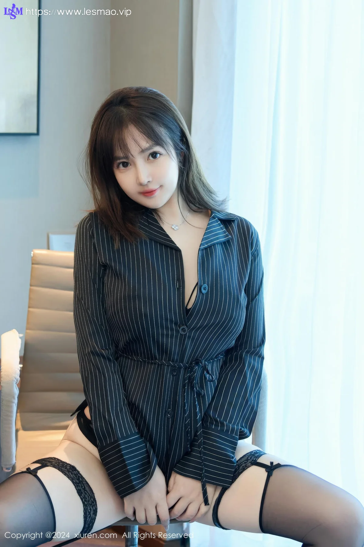 XiuRen 秀人 No.9170 养乐多Doll黑色情趣内衣性感写真 - 17