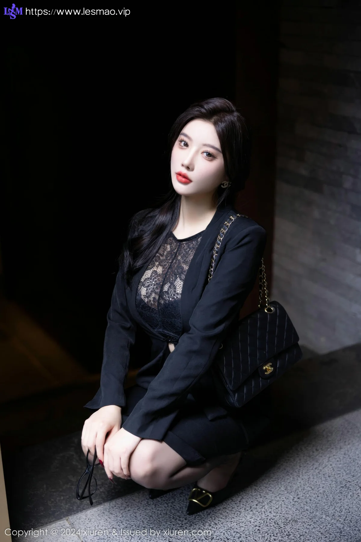 XiuRen 秀人 No.9190 杨晨晨Yome 性感黑色OL服饰 - 17