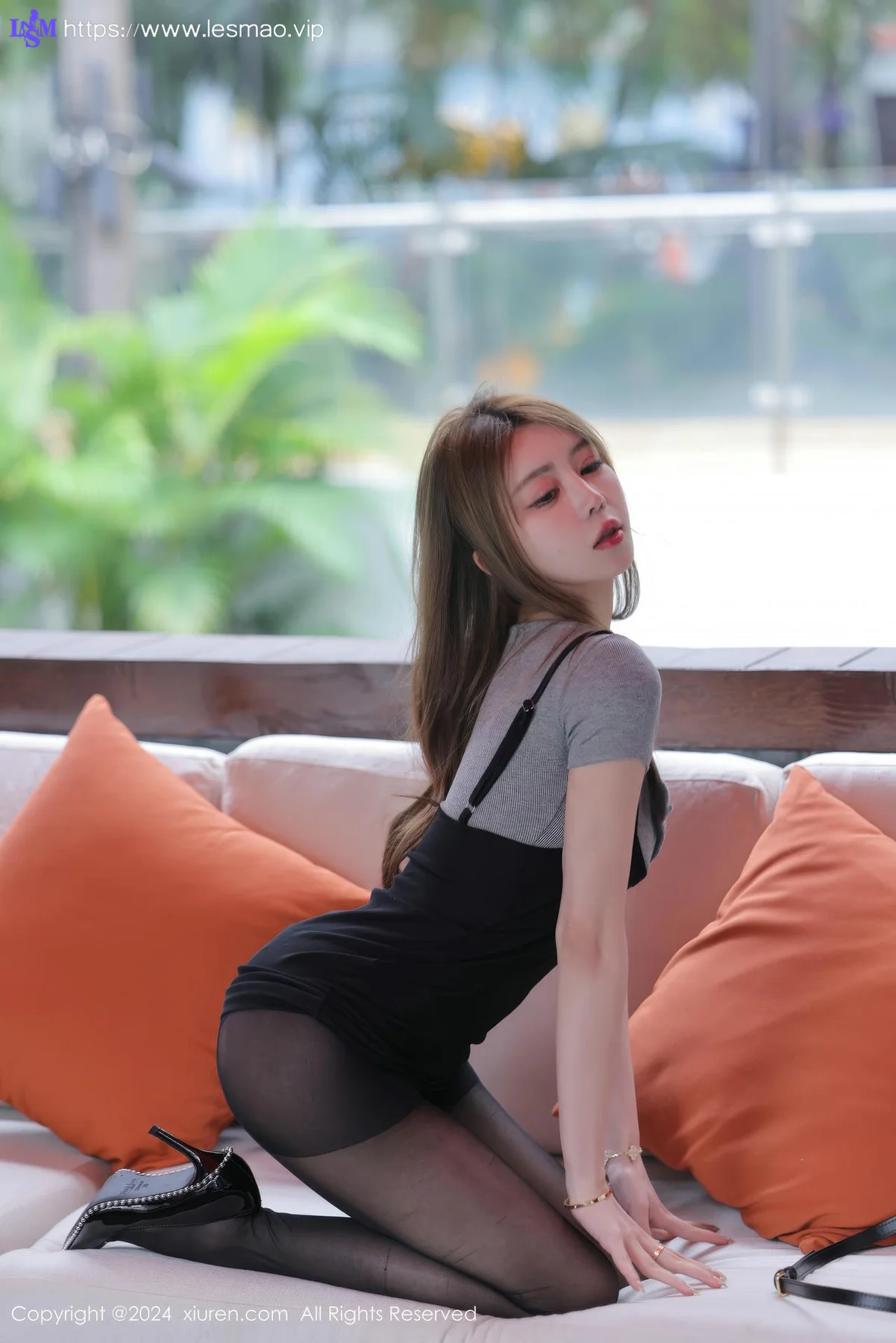 XiuRen 秀人 No.9213 Zoe柚柚 黑灰色连衣短裙 - 24