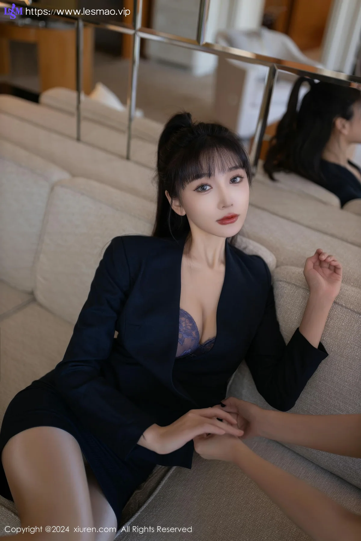 XiuRen 秀人 No.9263 陆萱萱 性感魅惑肉丝 - 18