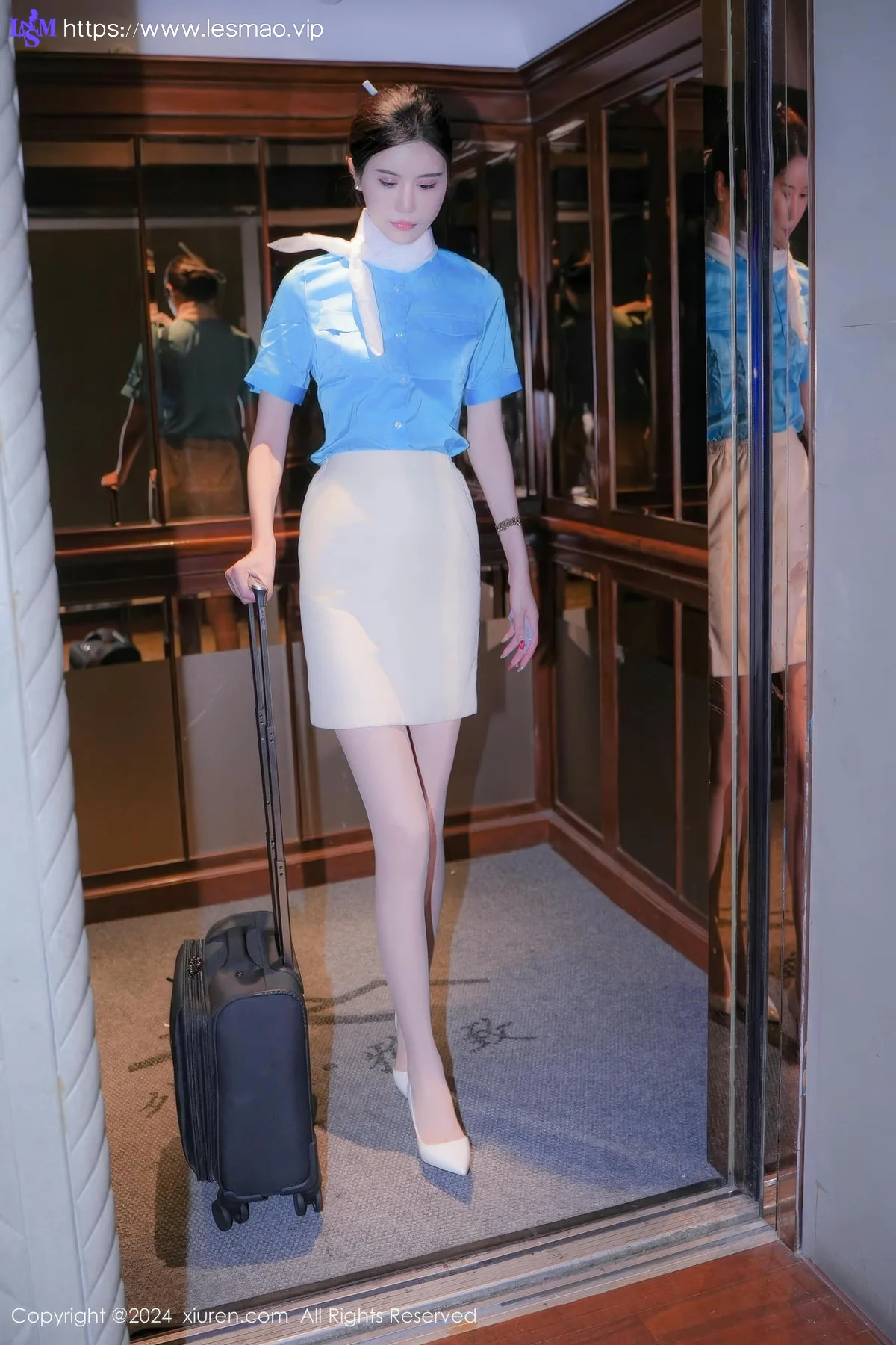 XiuRen 秀人 No.9269 erikaki空姐制服旅拍33 - 14