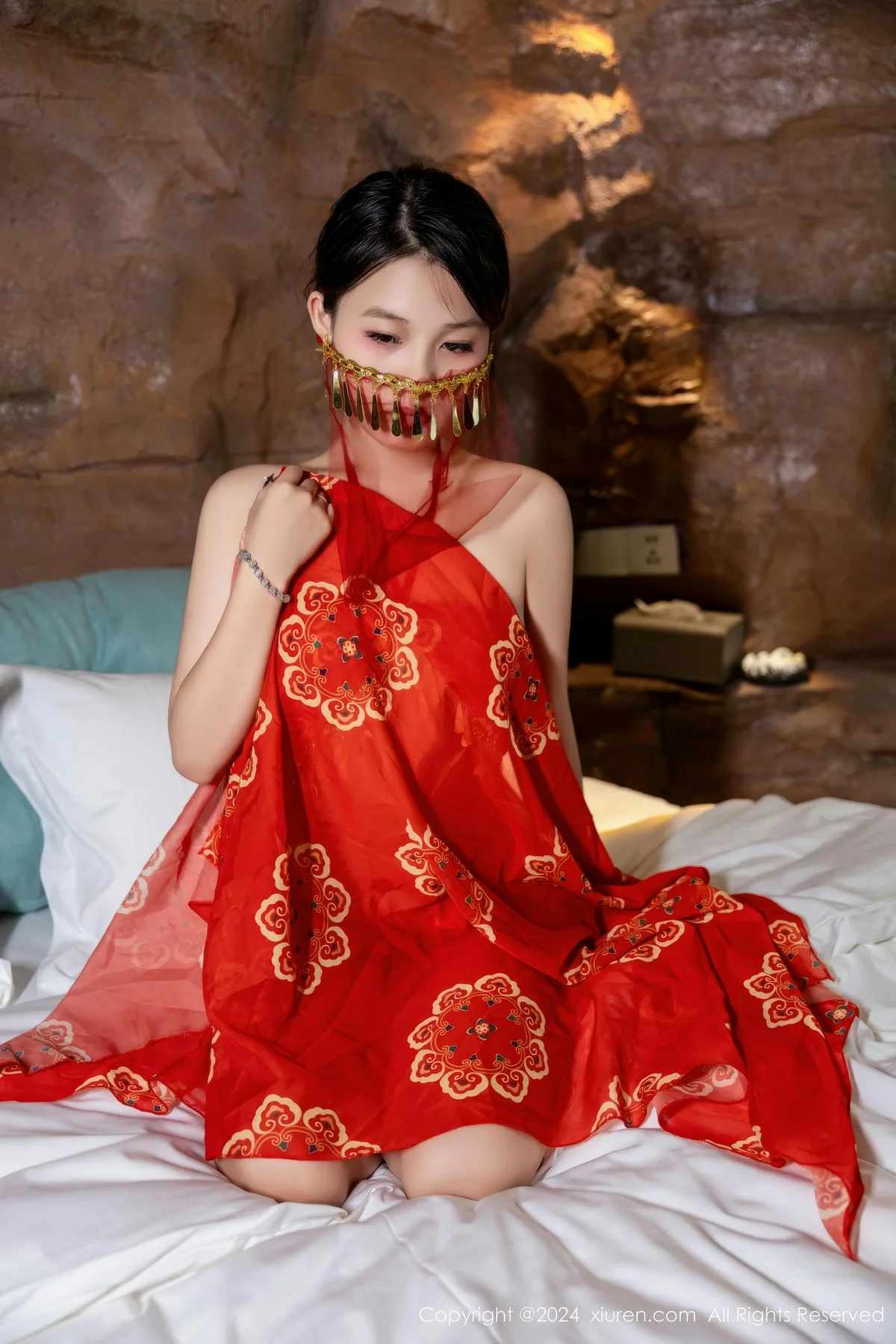 XiuRen 秀人 No.9323 吴婷婉 乳贴民族服饰 - 31