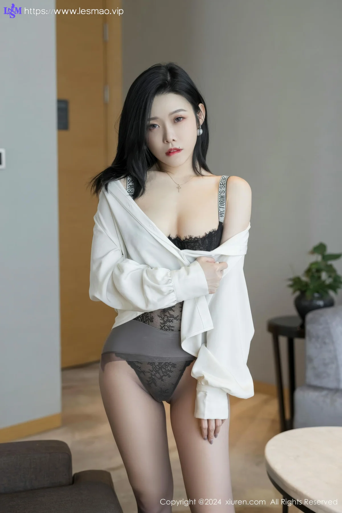 XiuRen 秀人 No.9329 luvian本能 气质美女ol短裙 - 20