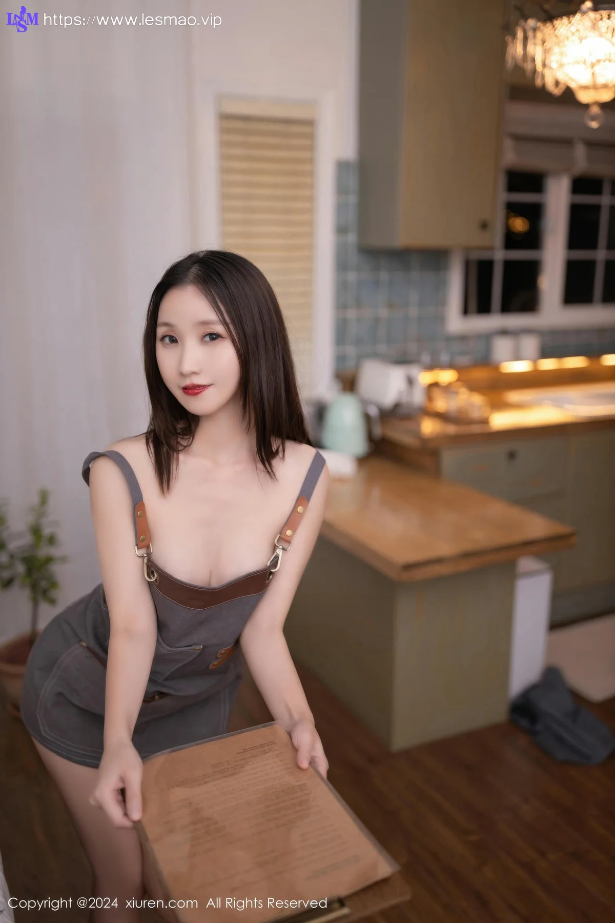 XiuRen 秀人 No.9335 杏子Yada  香肩妹子套图 - 81