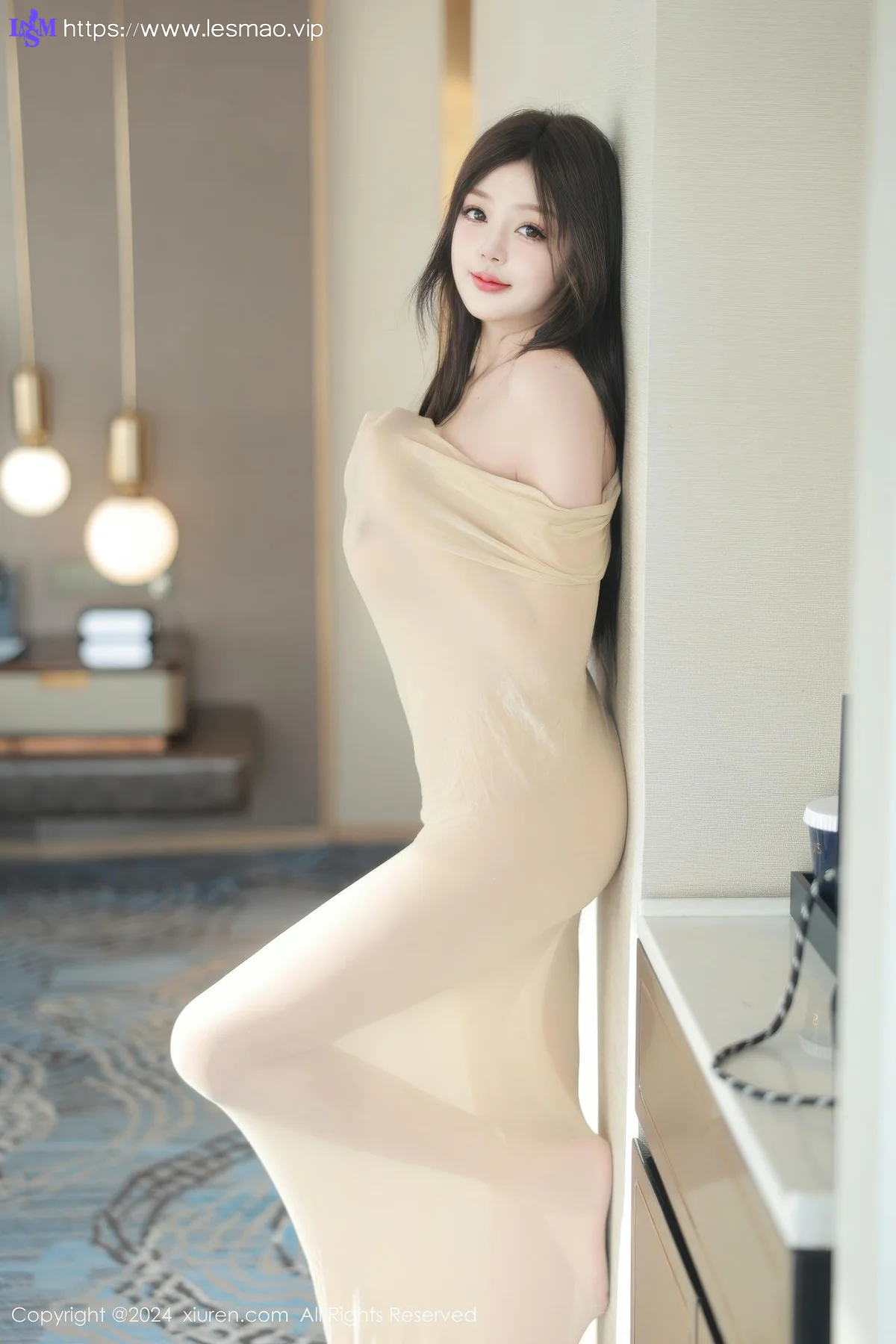 XiuRen 秀人 No.9337 柚柚小奶瓶 透视肉色丝袜连体 - 19