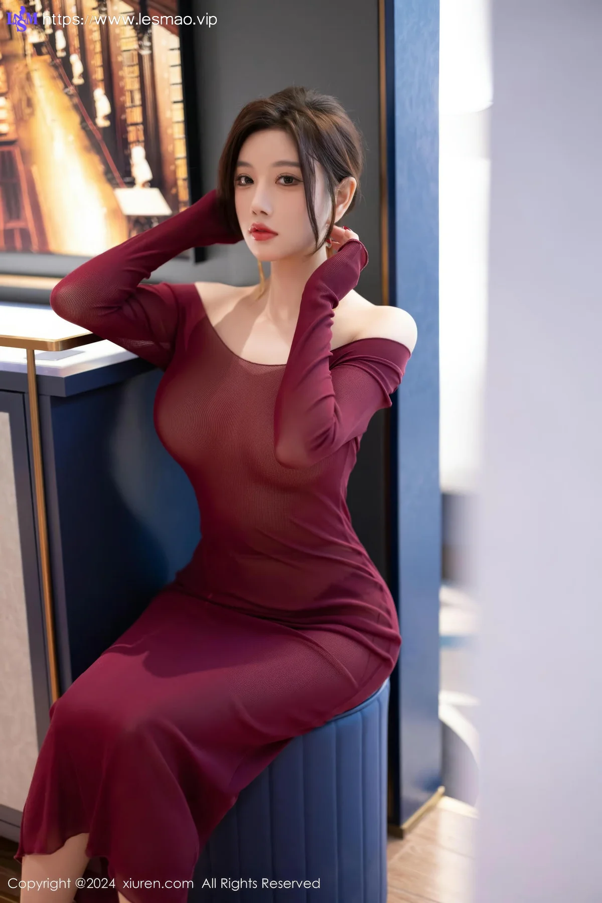XiuRen 秀人 No.9348 杨晨晨Yome 香肩酒红美裙 - 51
