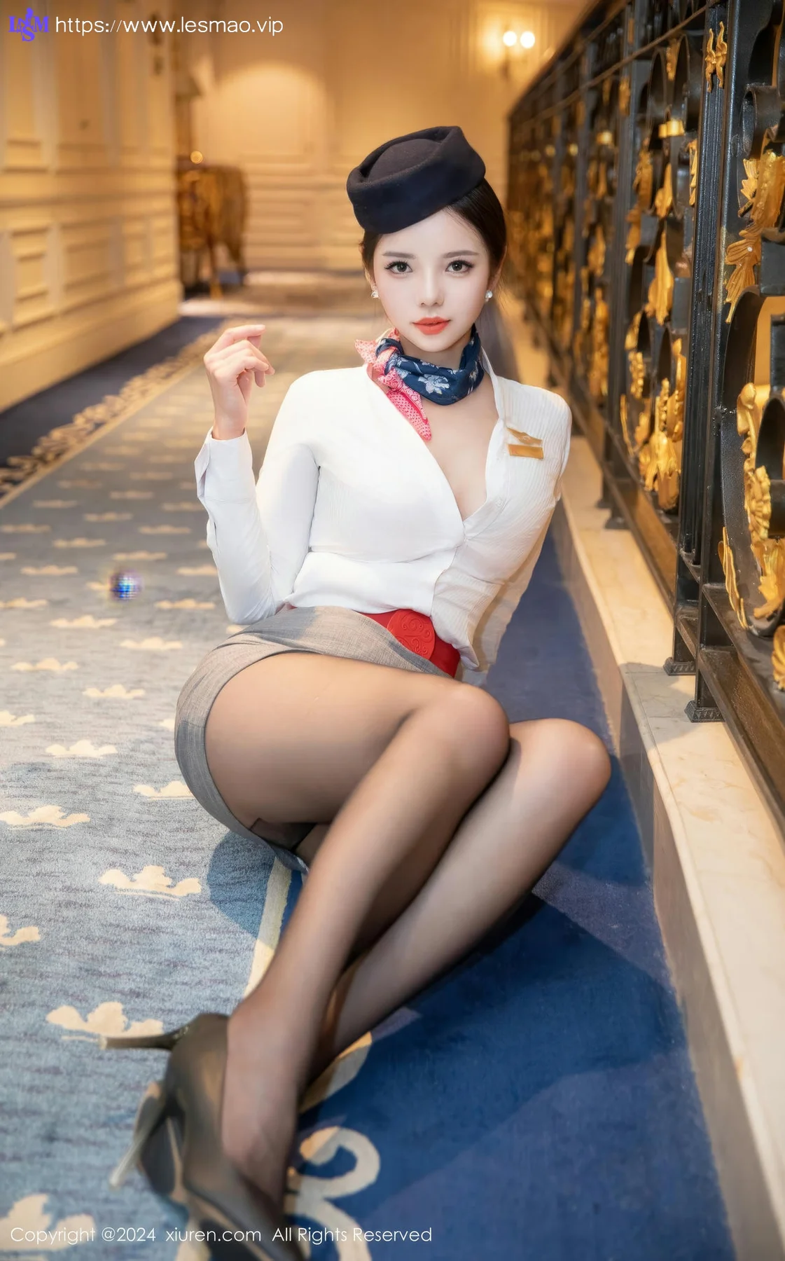 XiuRen 秀人 No.9365 大美妞儿 制服ol空姐美腿 - 16
