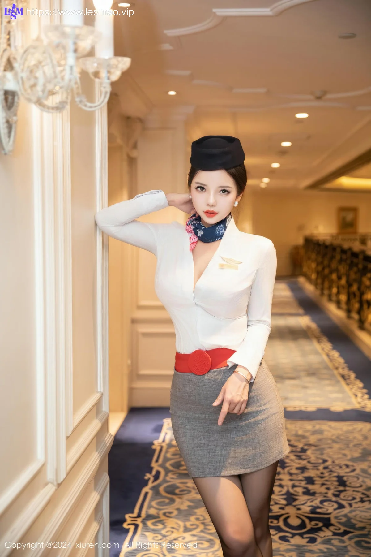 XiuRen 秀人 No.9365 大美妞儿 制服ol空姐美腿 - 17