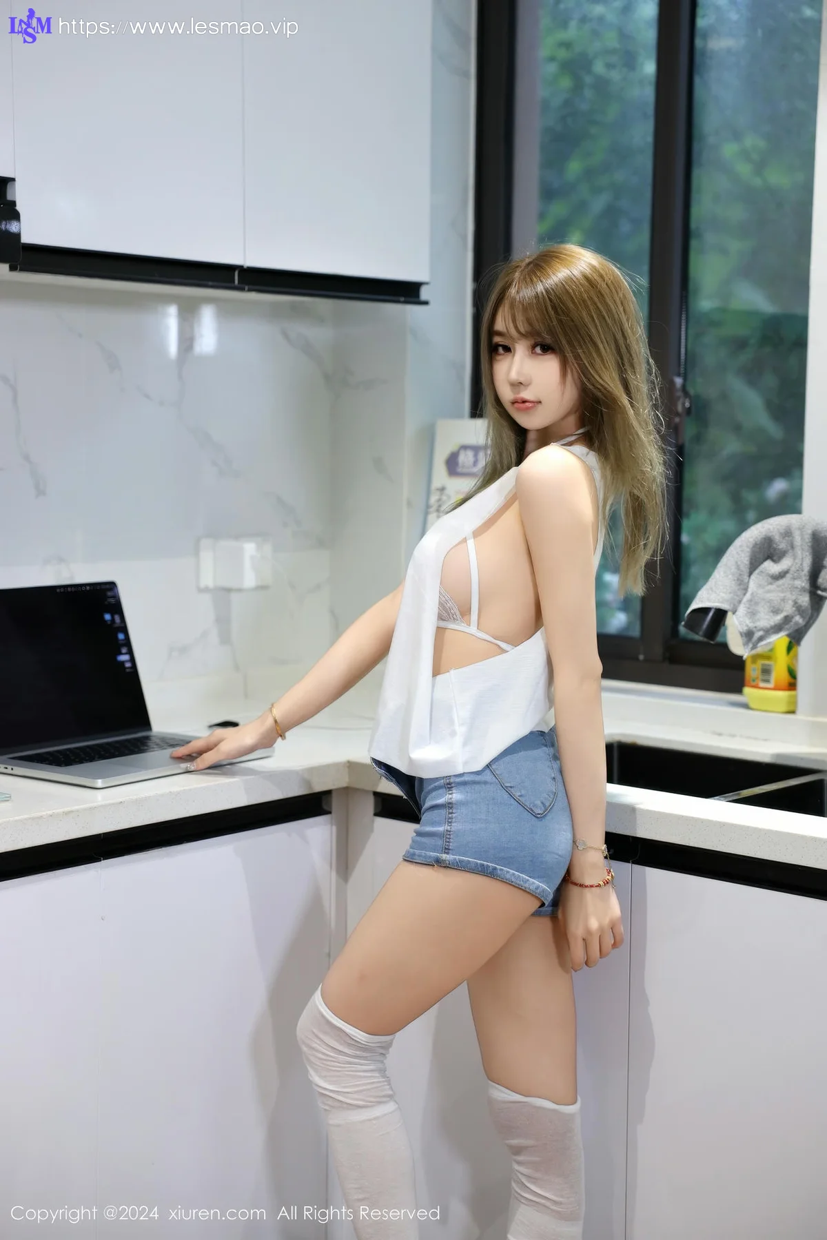 XiuRen 秀人 No.9374 Zoe柚柚 香肩美乳甜心 - 14