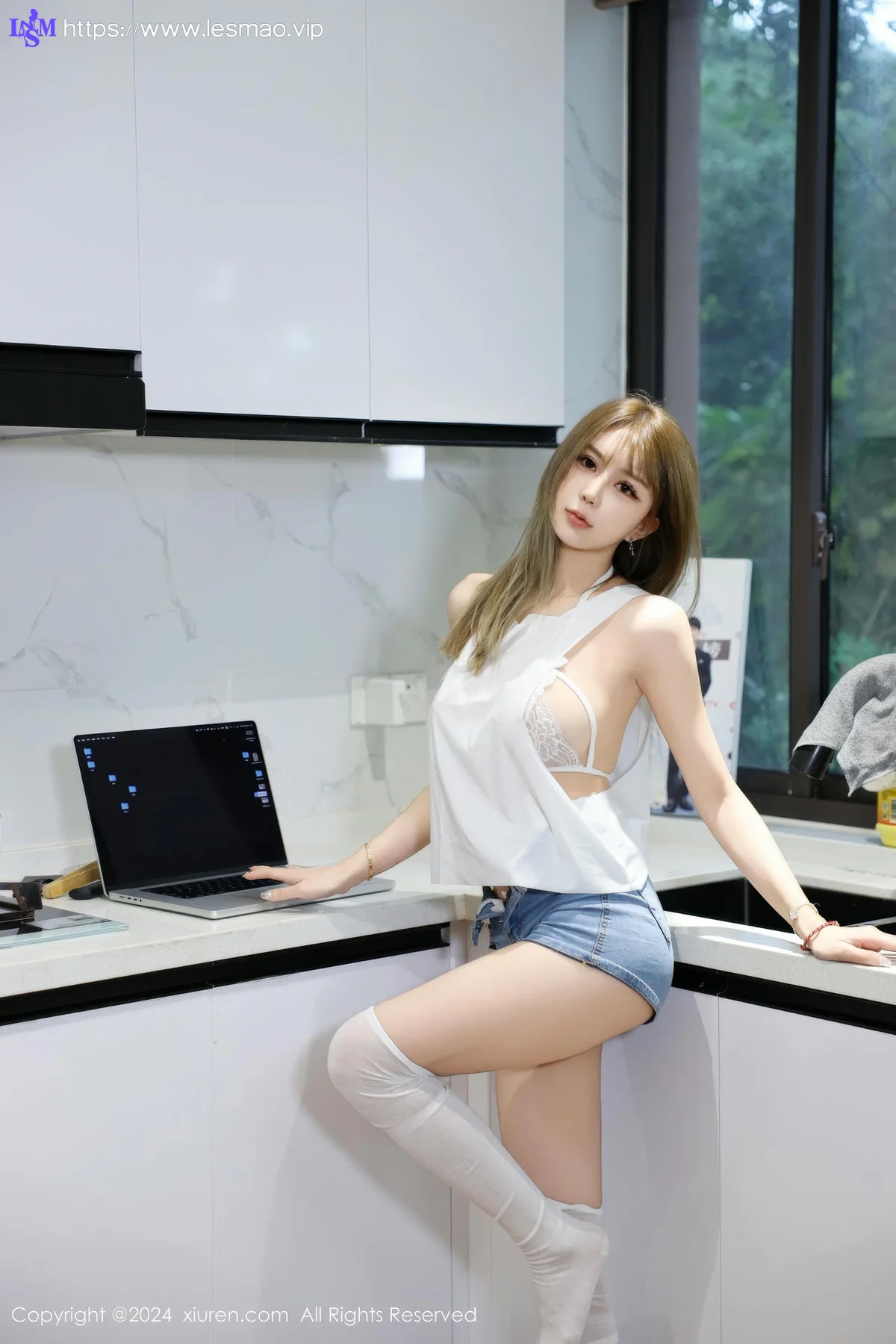 XiuRen 秀人 No.9374 Zoe柚柚 香肩美乳甜心 - 17
