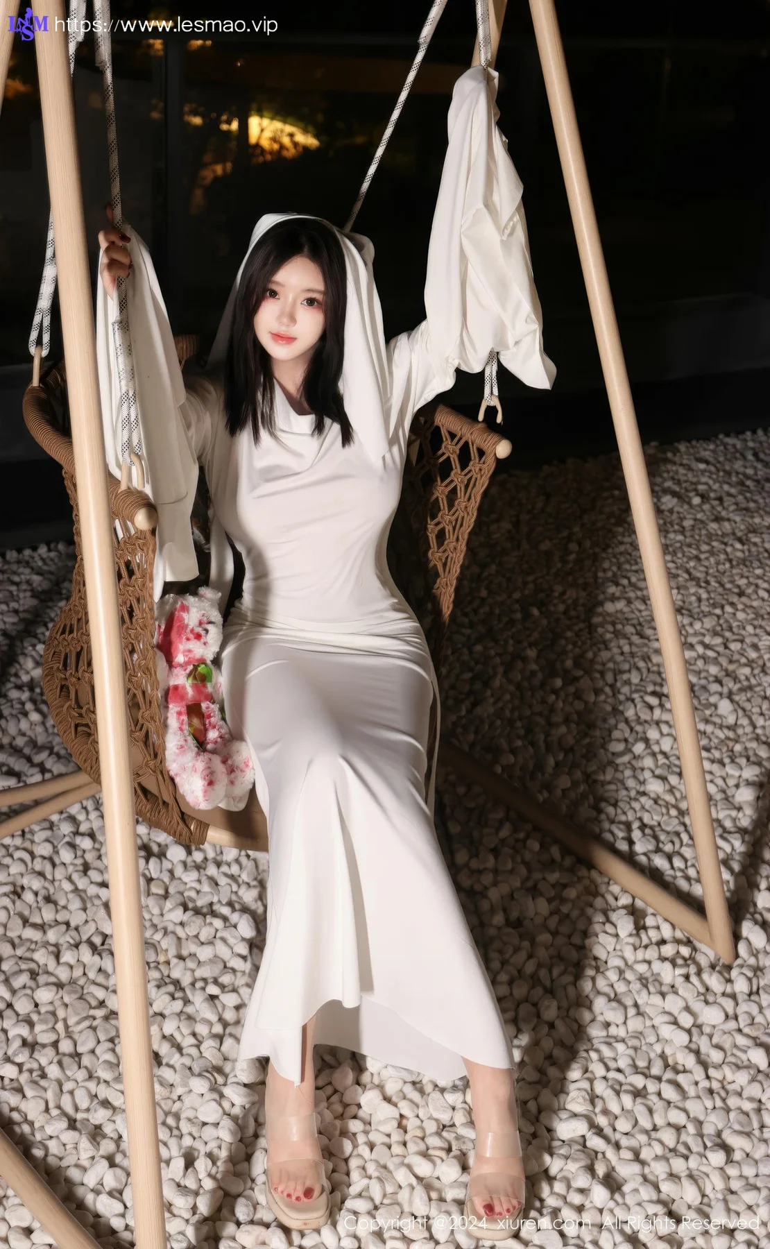 XiuRen 秀人 No.9376 小薯条nienie 俏皮cos爆乳 - 50