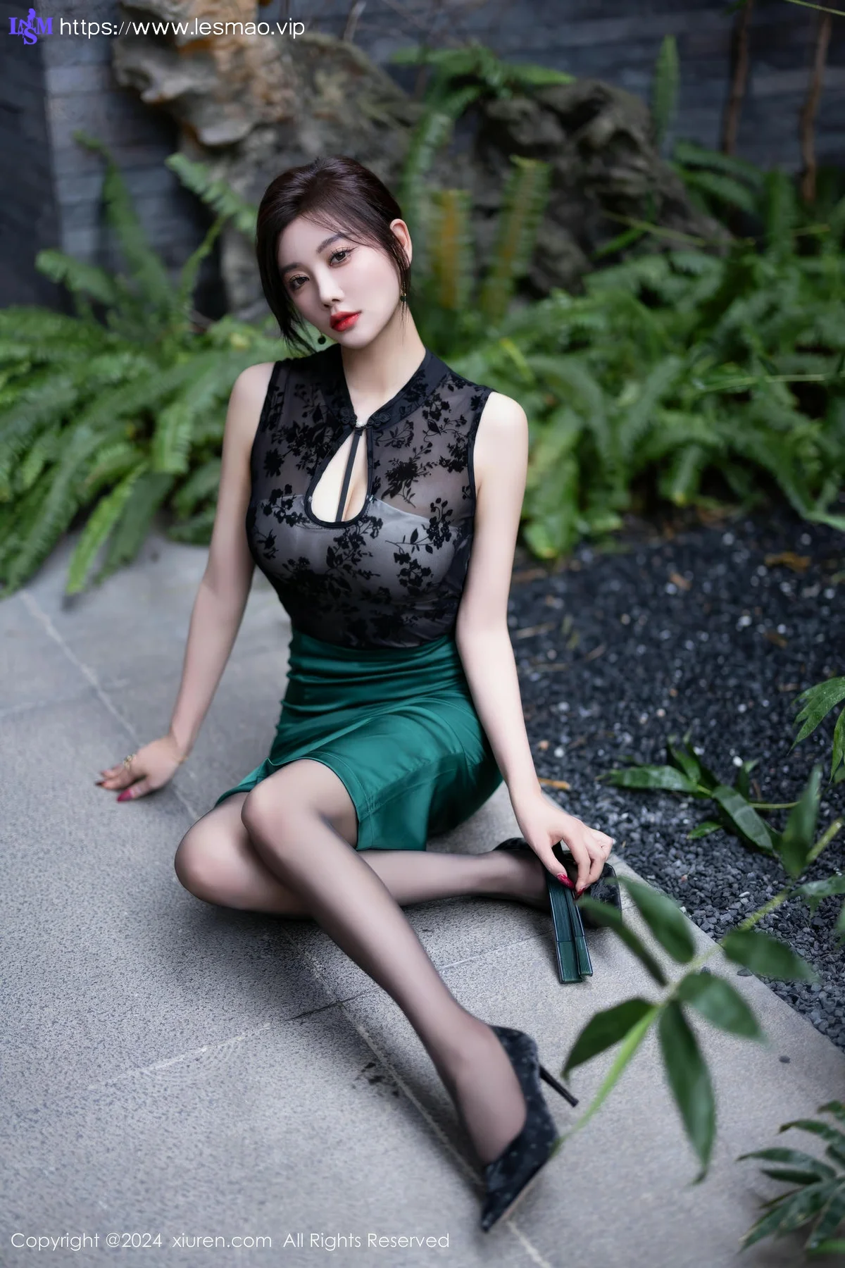 XiuRen 秀人 No.9384 杨晨晨Yome 蕾丝兔女郎 - 23