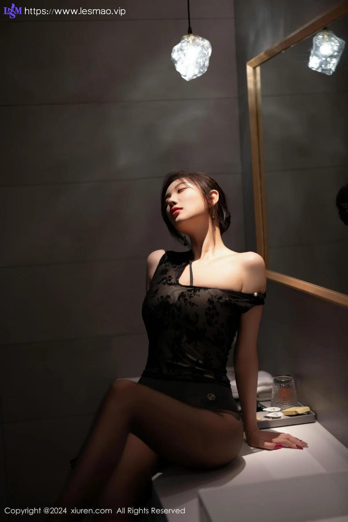XiuRen 秀人 No.9384 杨晨晨Yome 蕾丝兔女郎 - 37