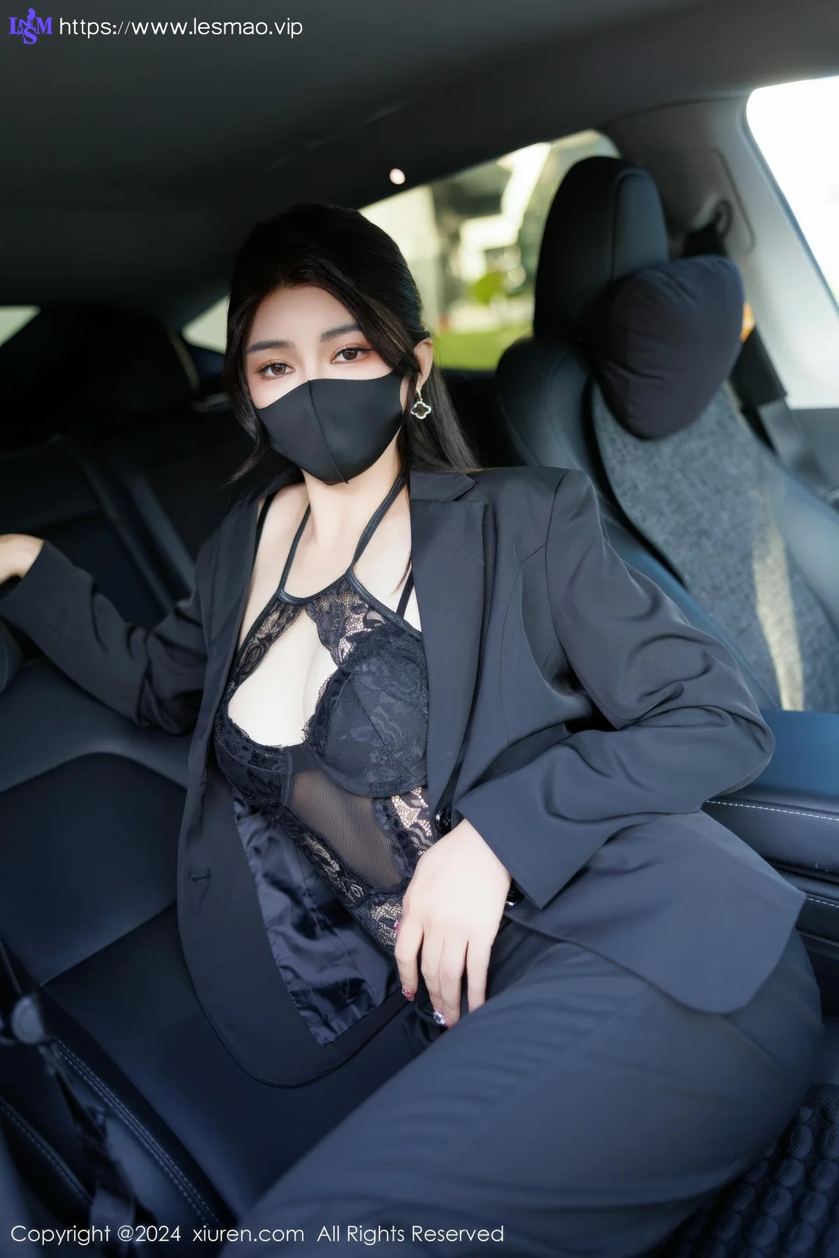 XiuRen 秀人 No.9405 凯竹Quinn爆乳黑丝ol写真 - 23