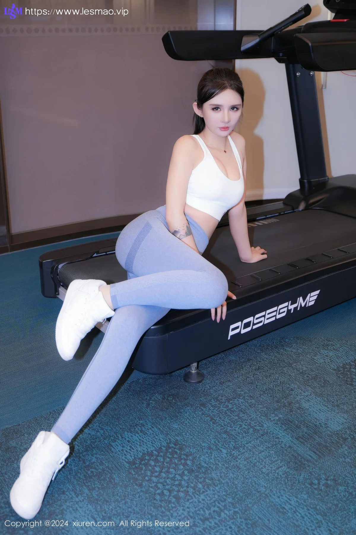 XiuRen 秀人 No.9407 Emily尹菲健身美女 - 11