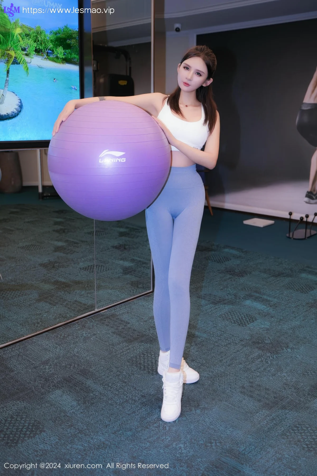 XiuRen 秀人 No.9407 Emily尹菲健身美女 - 22
