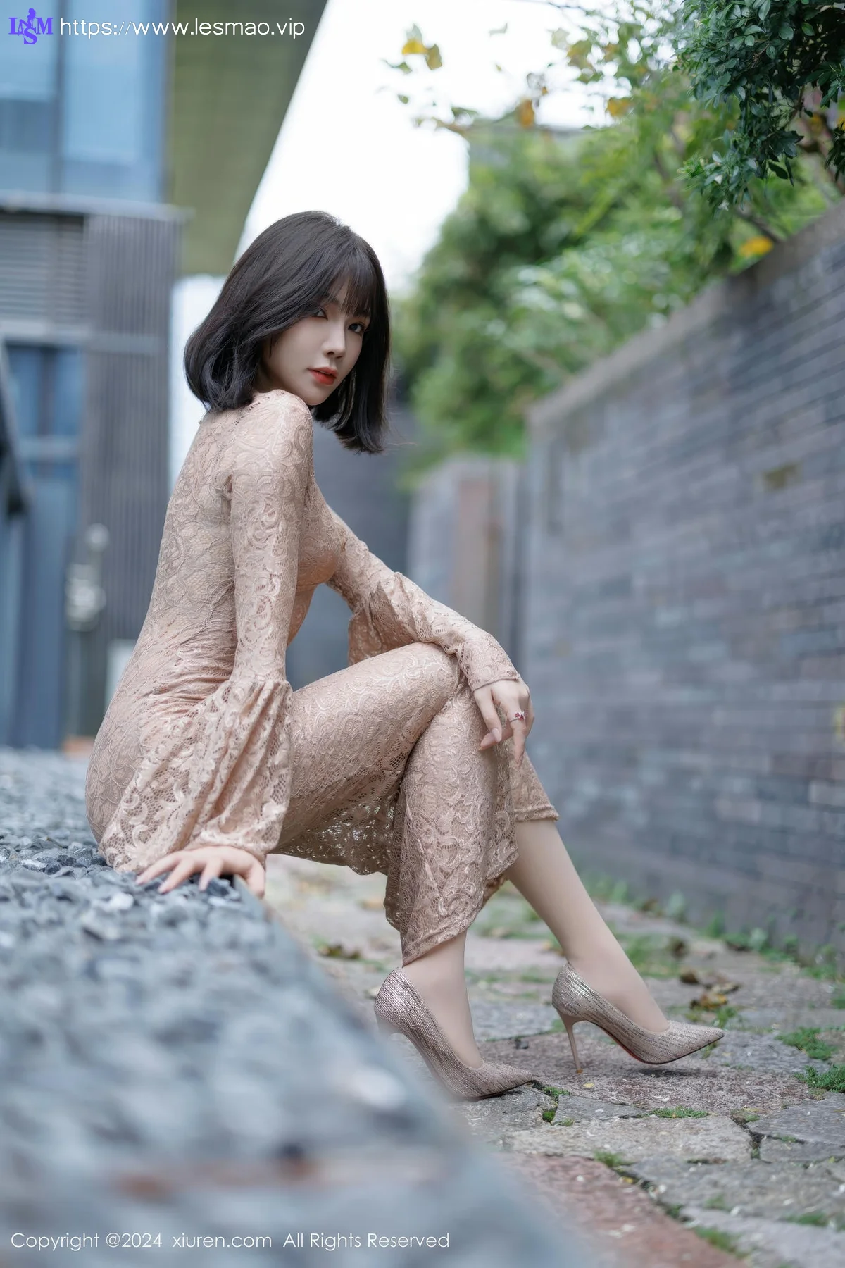 XiuRen 秀人 No.9412 徐莉芝Booty 翘臀紧身裙 - 17