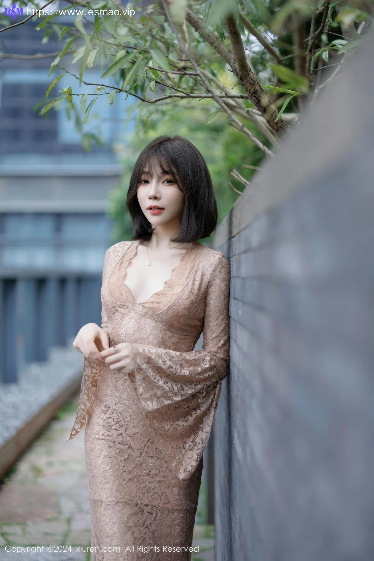 XiuRen 秀人 No.9412 徐莉芝Booty 翘臀紧身裙 - 18