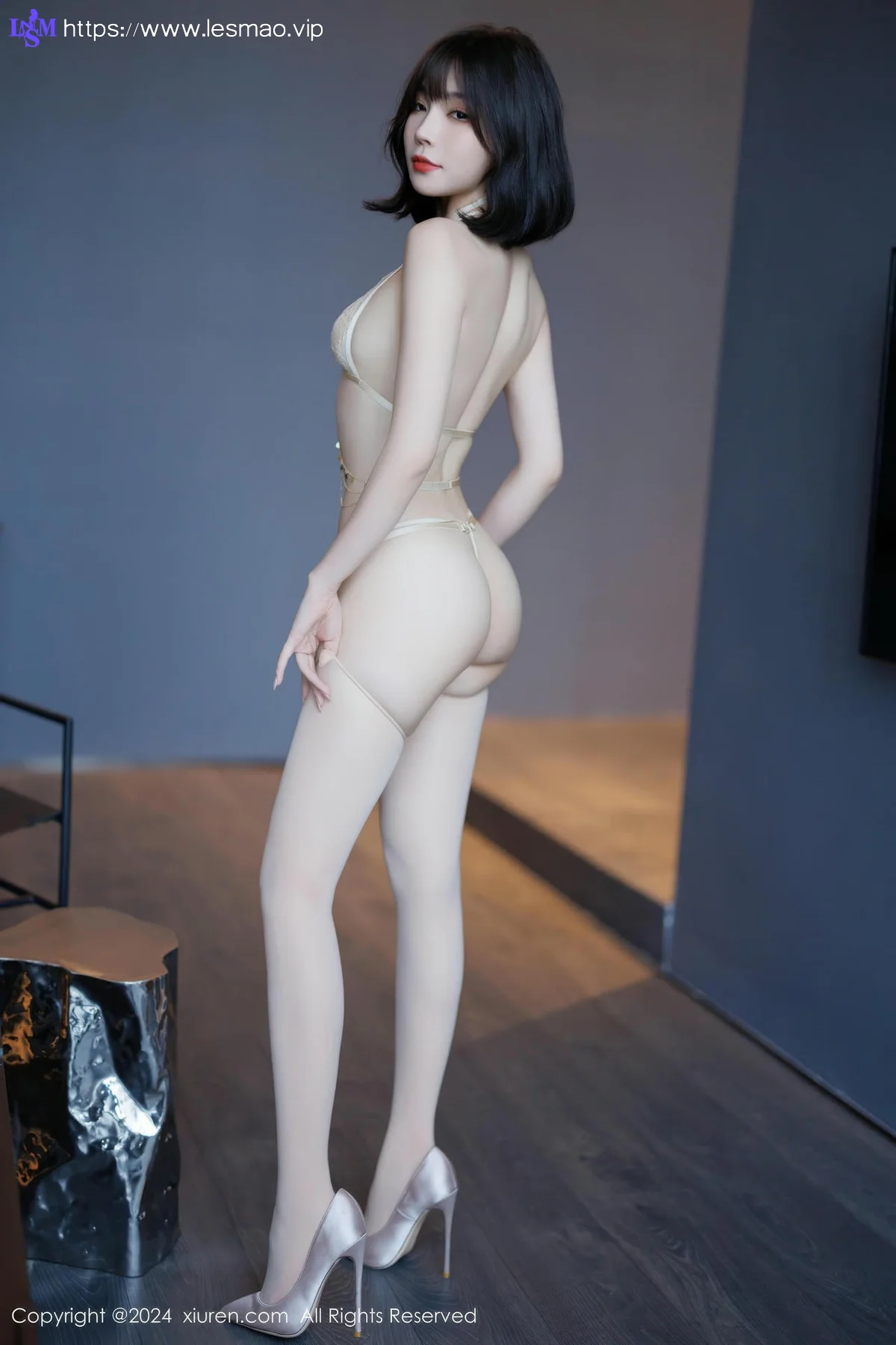 XiuRen 秀人 No.9412 徐莉芝Booty 翘臀紧身裙 - 64