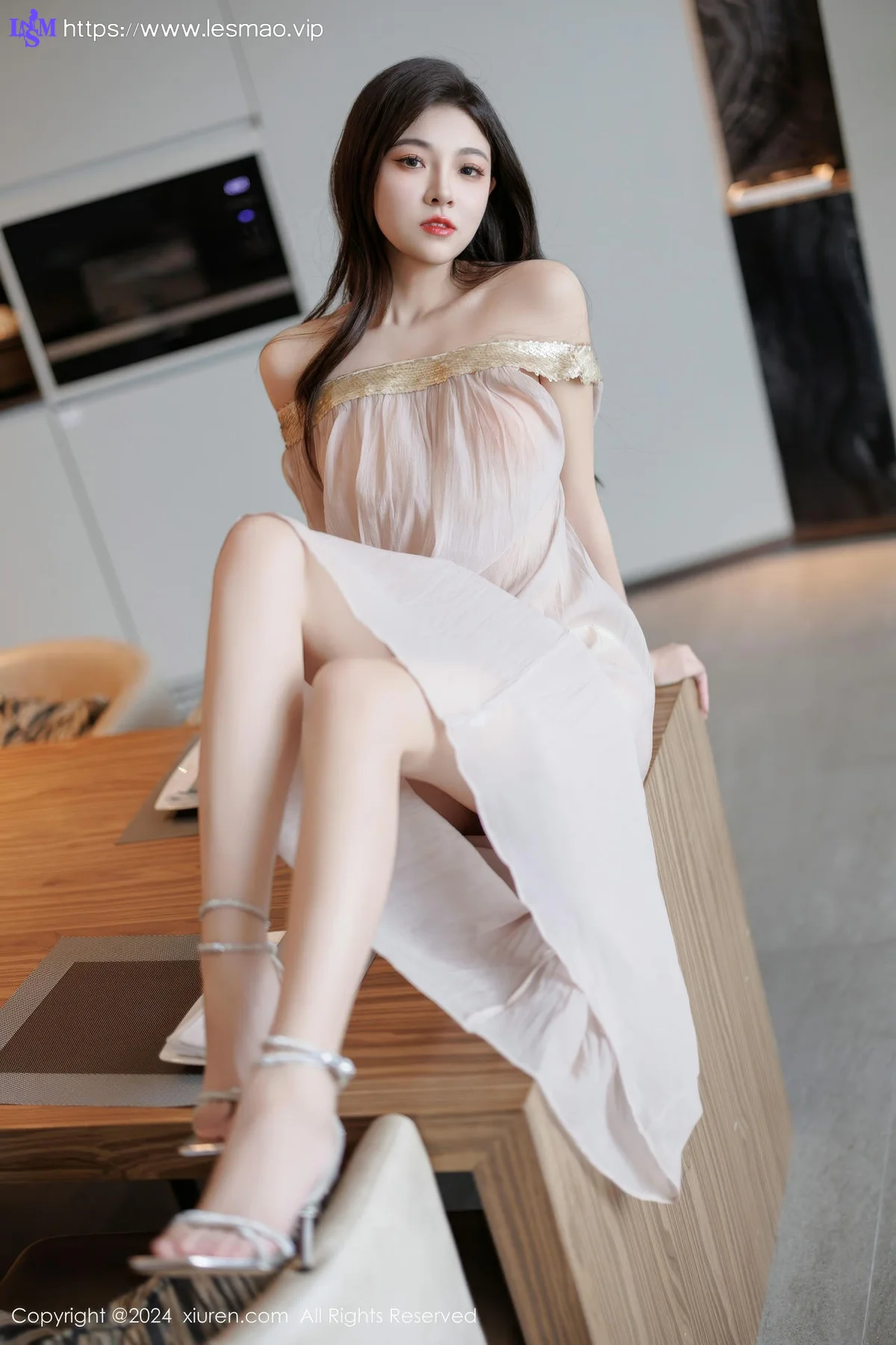XiuRen 秀人 No.9426 初梦瑶 透视长裙绝美身材 - 26