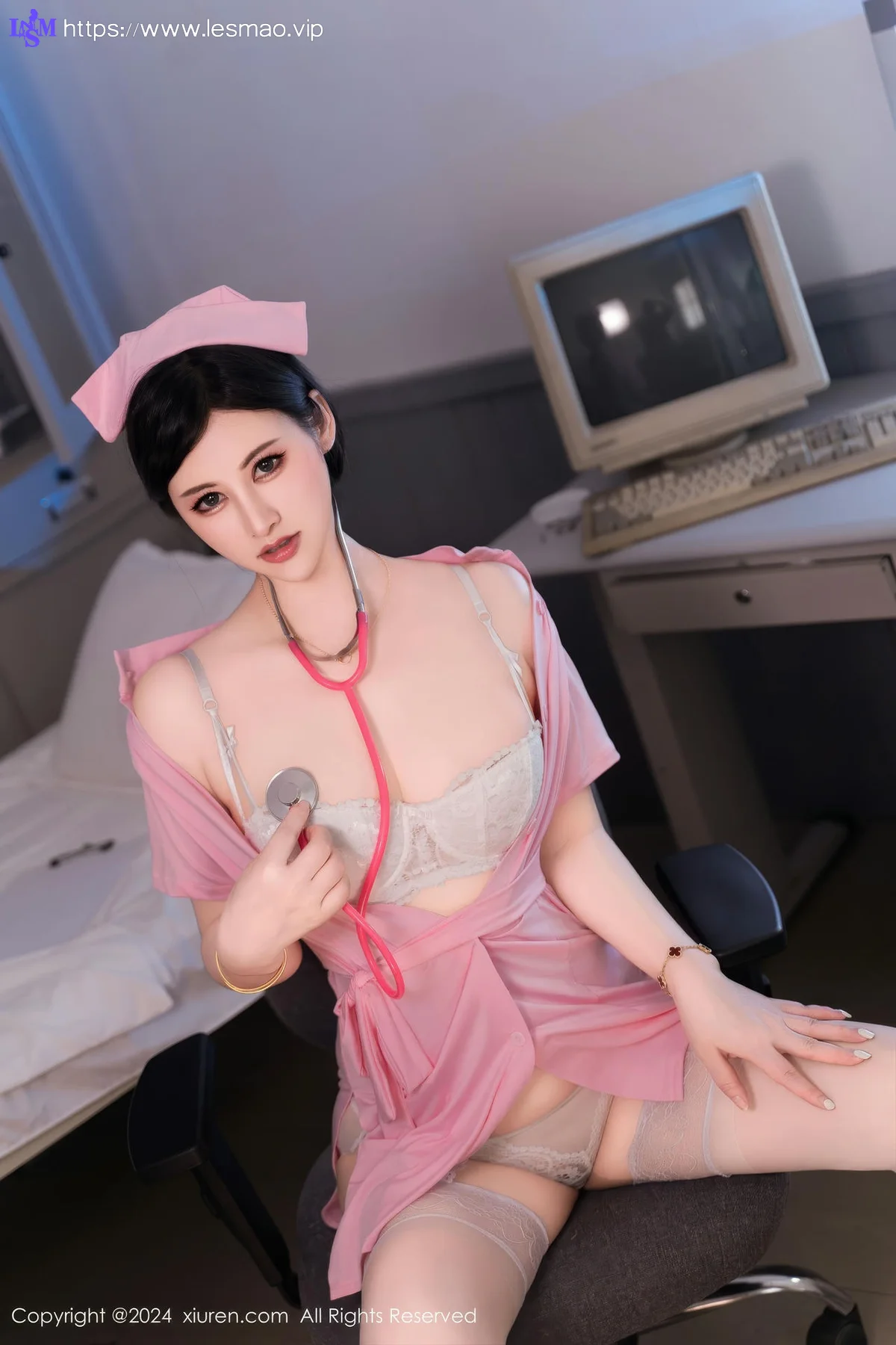 XiuRen 秀人 No.9434 诗诗kiki 护士制服旗袍 - 98