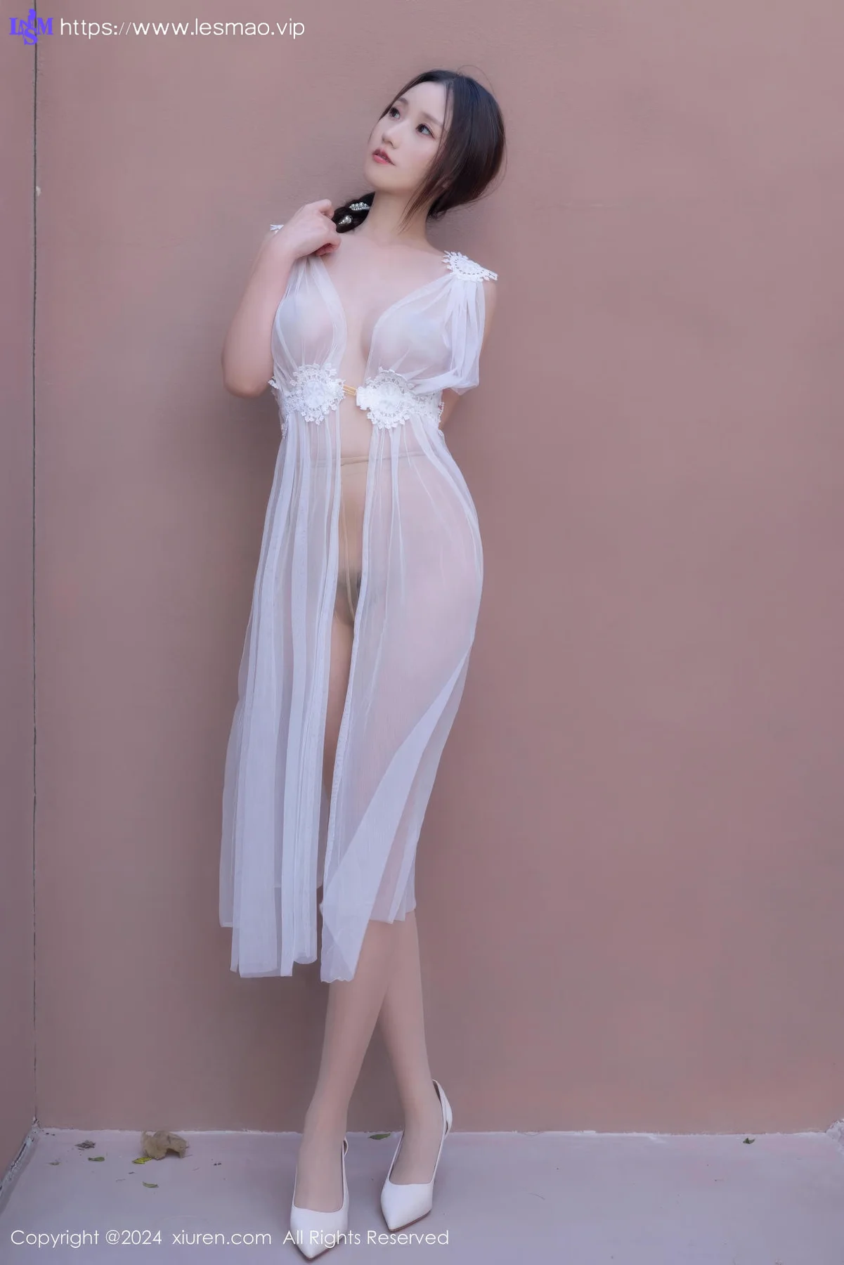 XiuRen 秀人 No.9442 杏子Yada 玉背白丝美腿 - 17