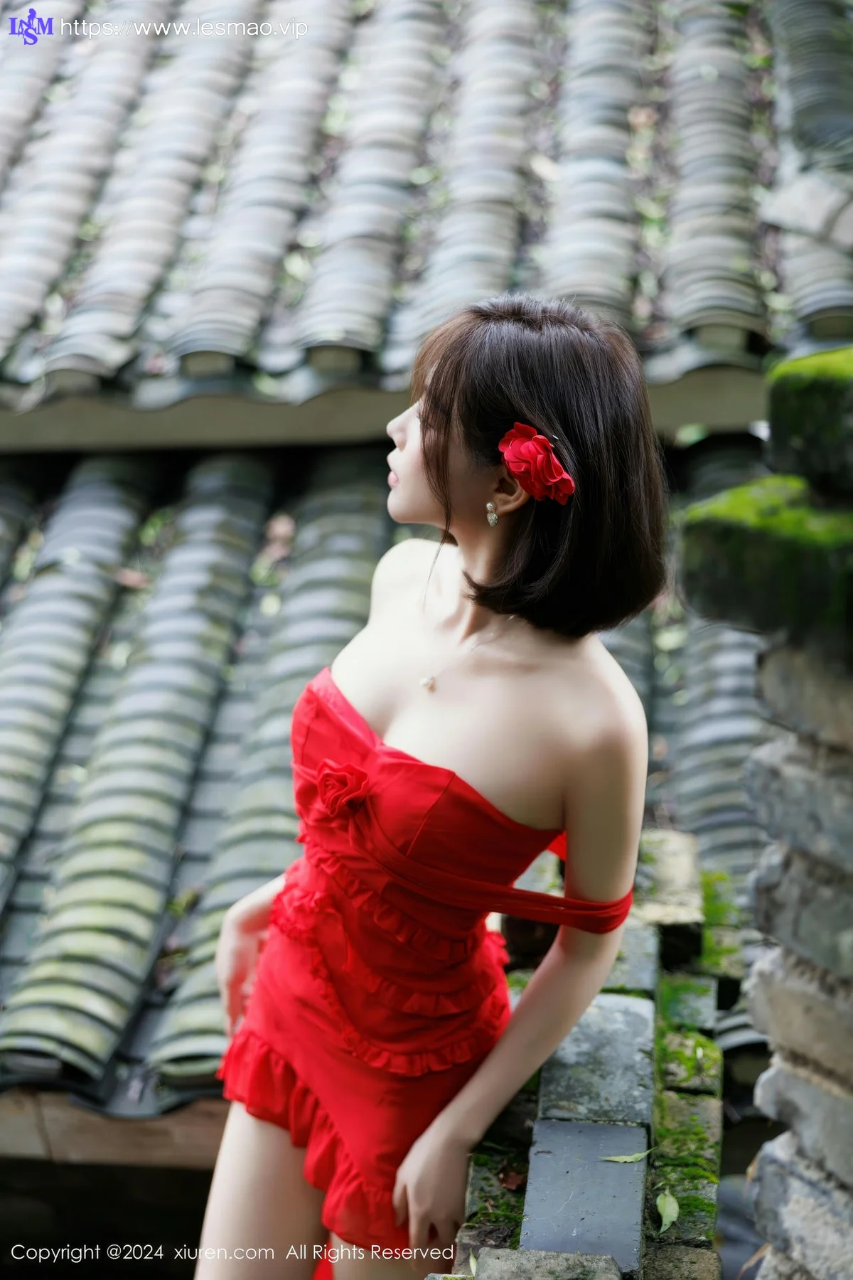 XiuRen 秀人 No.9449 徐莉芝Booty 红裙香肩美照 - 39
