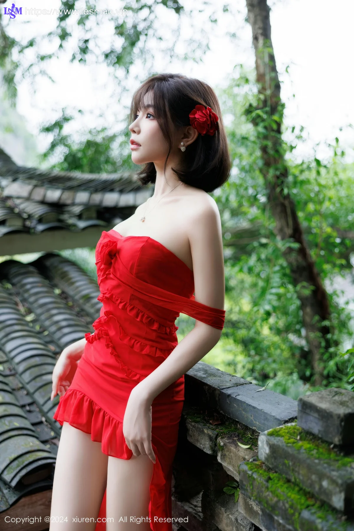 XiuRen 秀人 No.9449 徐莉芝Booty 红裙香肩美照 - 40