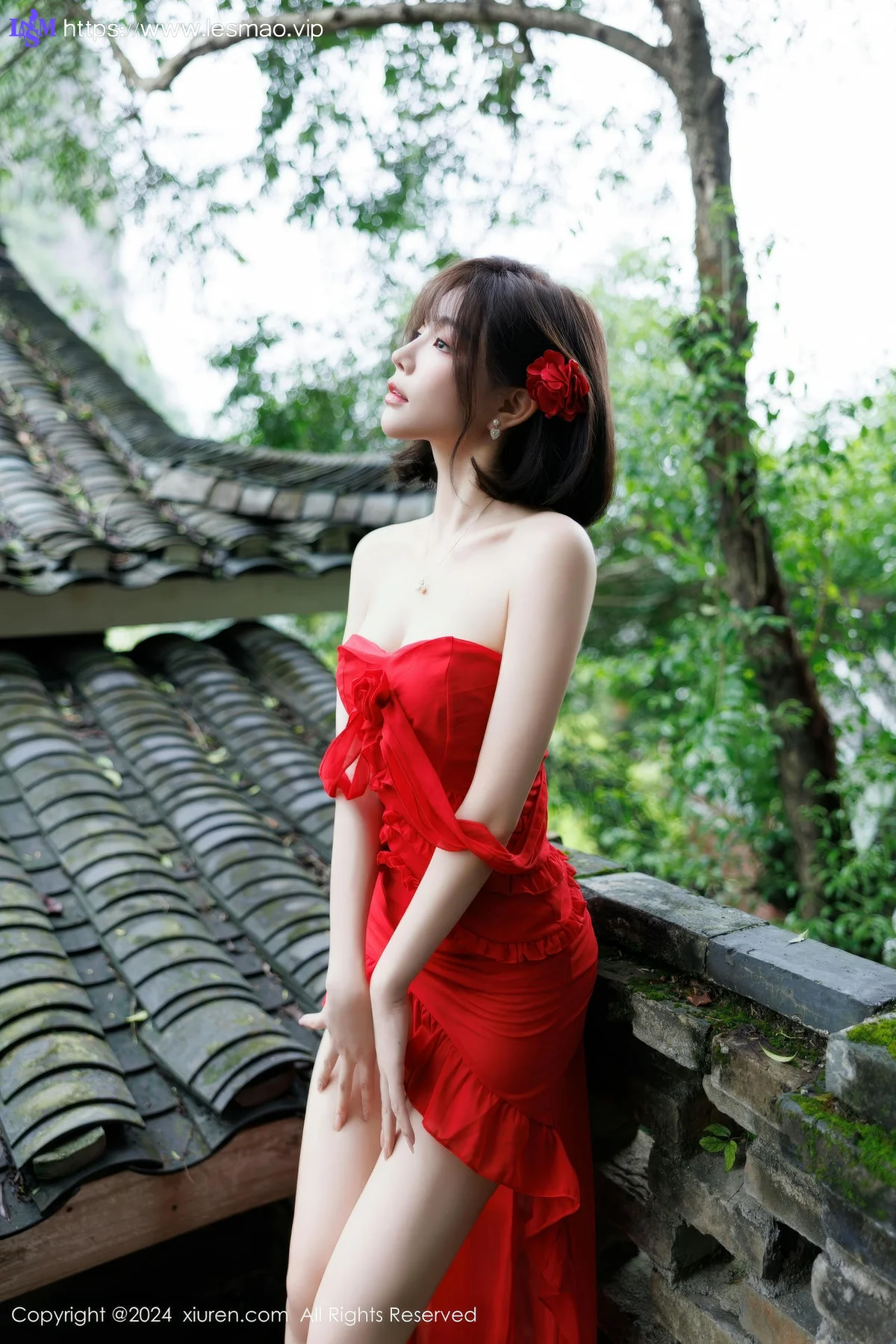 XiuRen 秀人 No.9449 徐莉芝Booty 红裙香肩美照 - 41