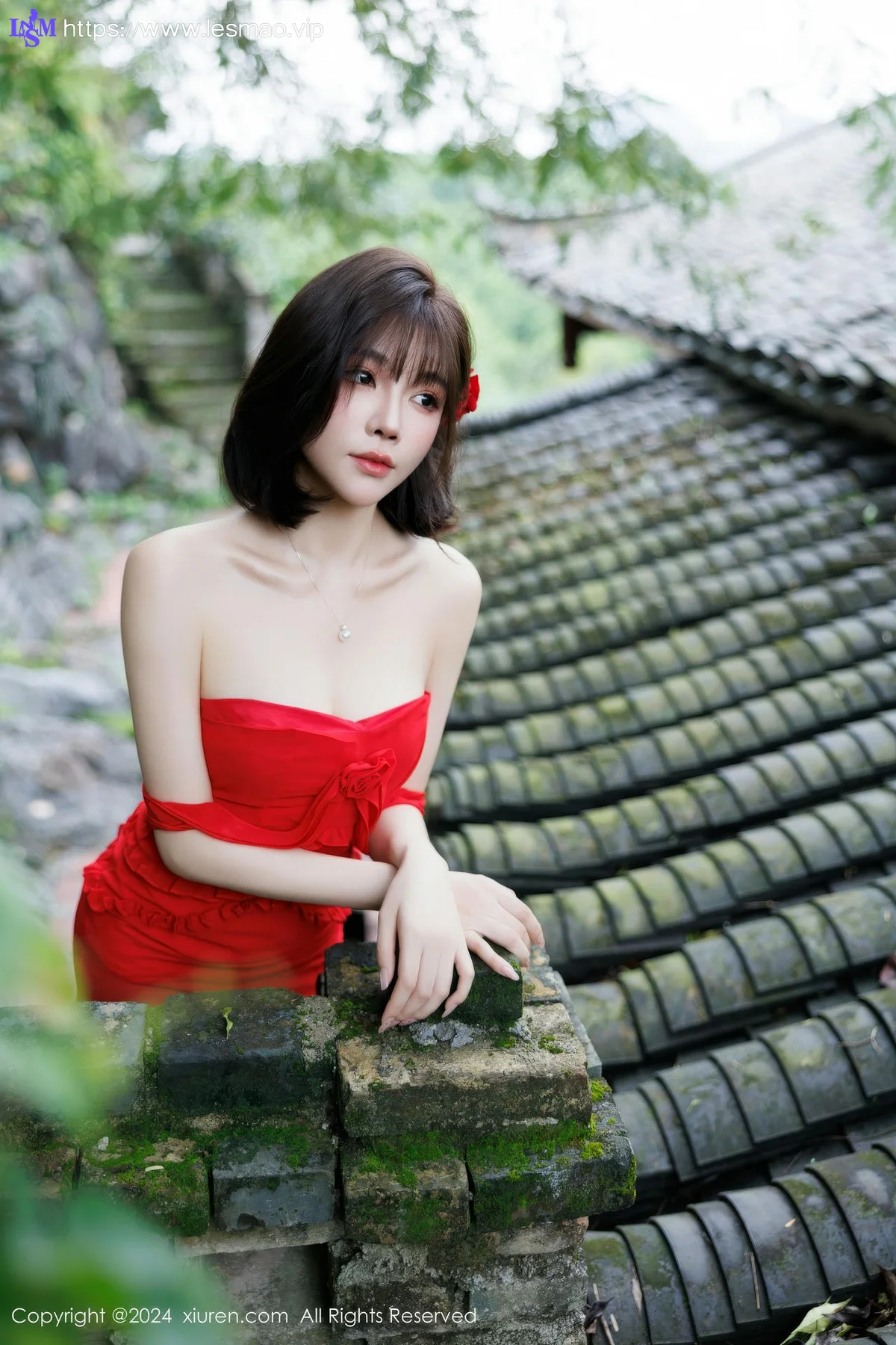 XiuRen 秀人 No.9449 徐莉芝Booty 红裙香肩美照 - 42