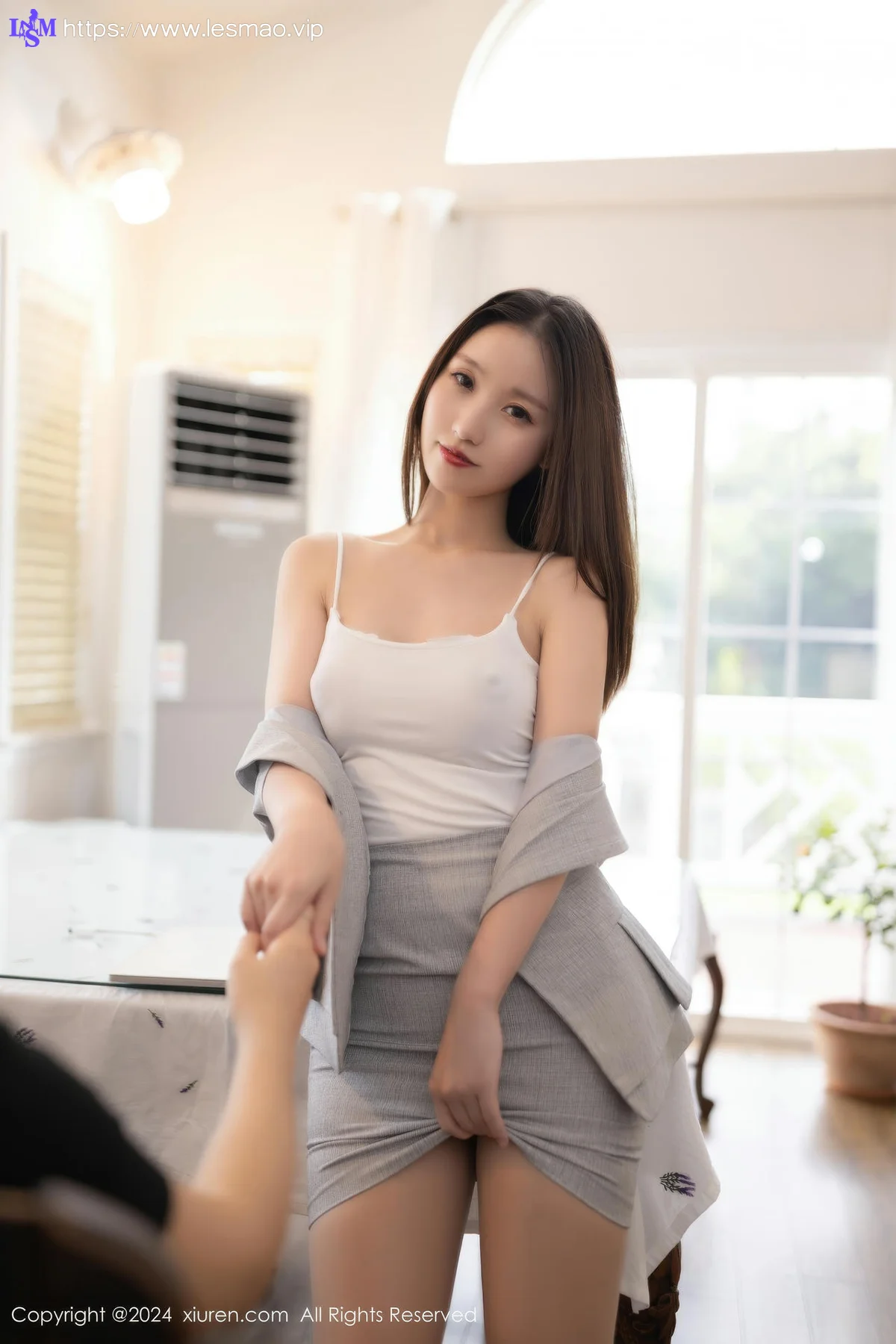 XiuRen 秀人 No.9474 杏子Yada 制服ol短裙 - 22