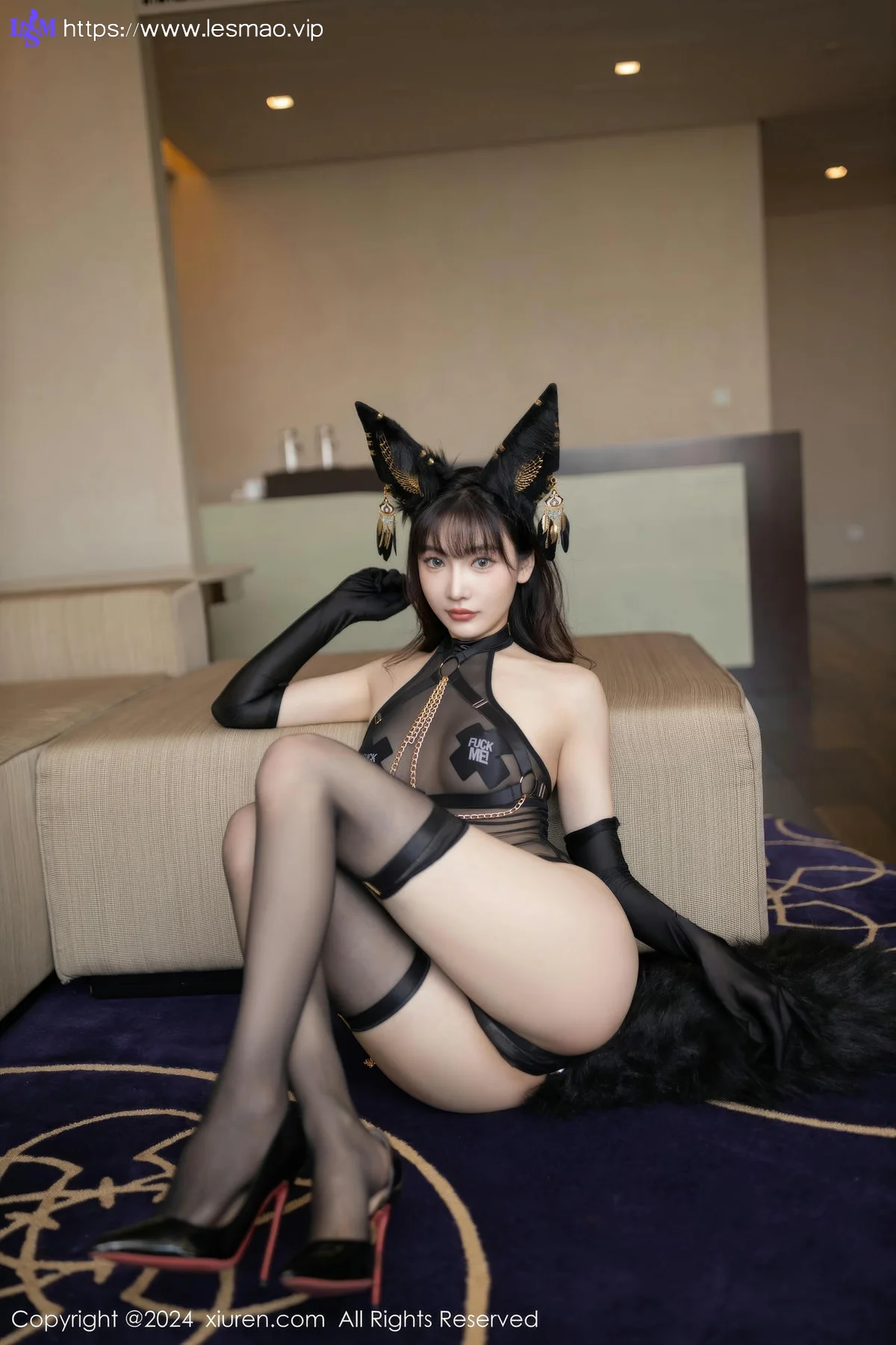 XiuRen 秀人 No.9483 陆萱萱 乳贴制服小狐狸 - 26