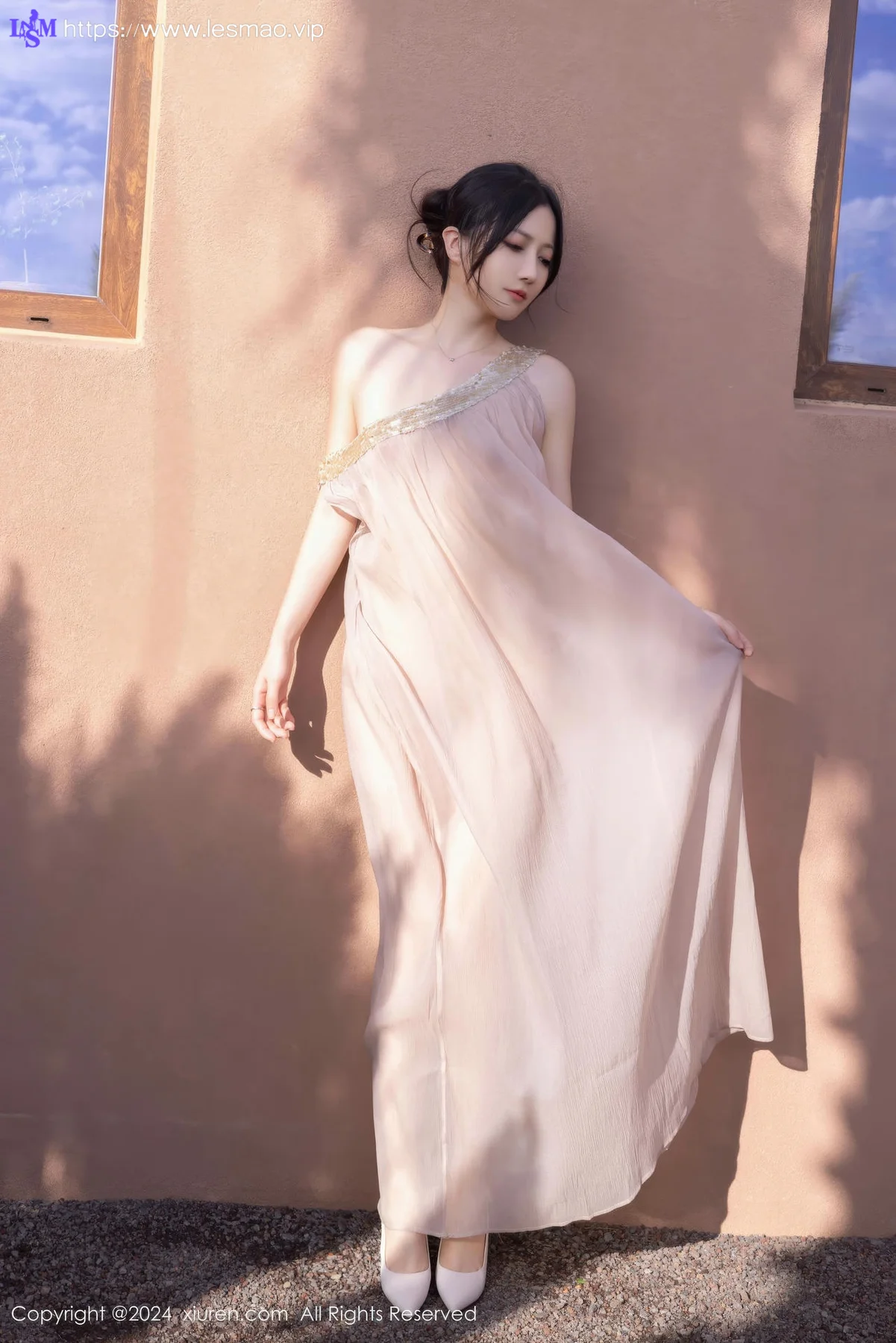 XiuRen 秀人 No.9492 鱼子酱Fish 透视纱裙香肩美女 - 11