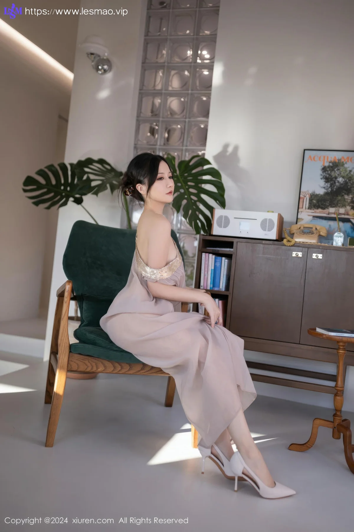 XiuRen 秀人 No.9492 鱼子酱Fish 透视纱裙香肩美女 - 51