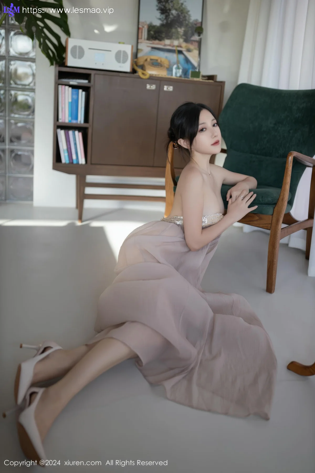 XiuRen 秀人 No.9492 鱼子酱Fish 透视纱裙香肩美女 - 70