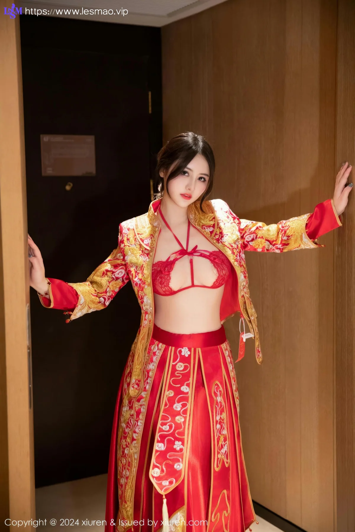 XiuRen 秀人 No.9494 诗诗kiki 性感旗袍爆乳私房 - 11
