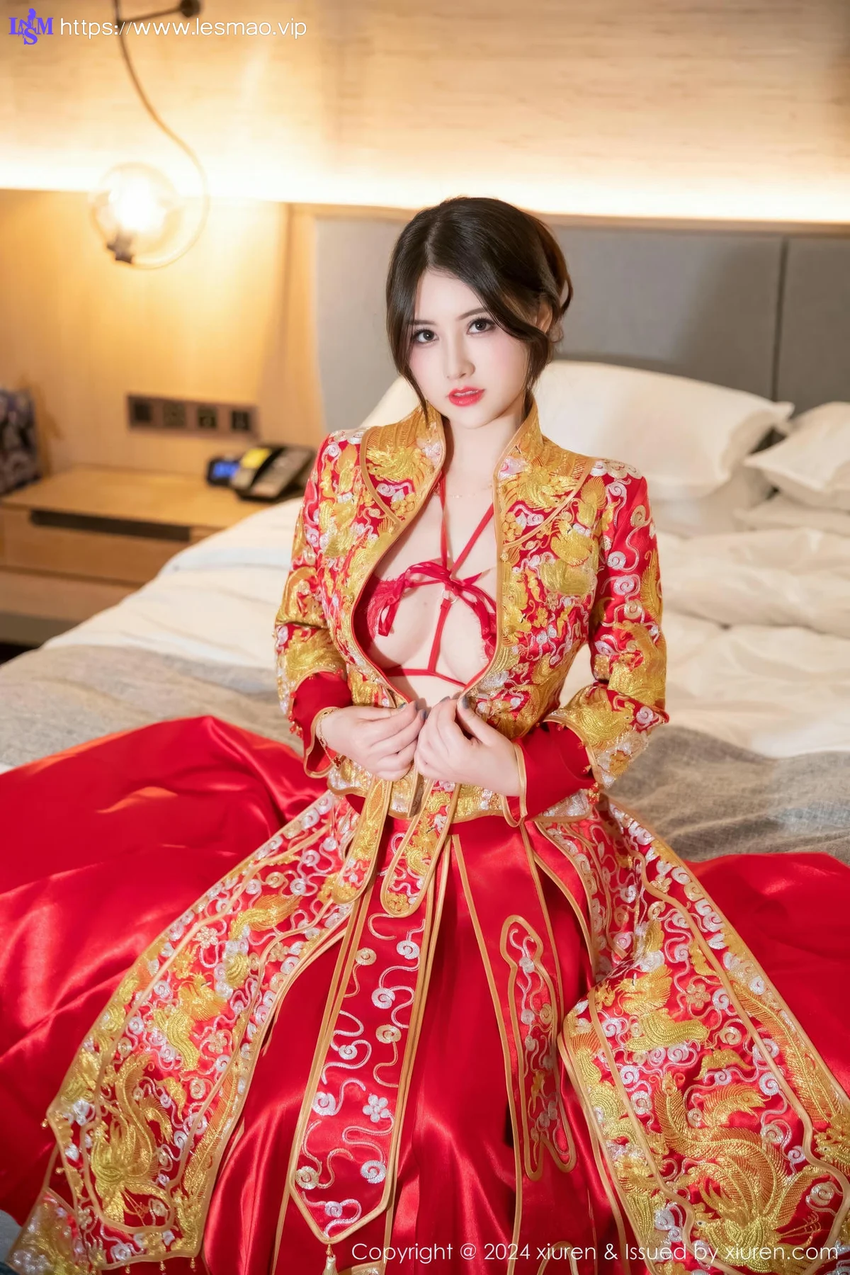 XiuRen 秀人 No.9494 诗诗kiki 性感旗袍爆乳私房 - 21