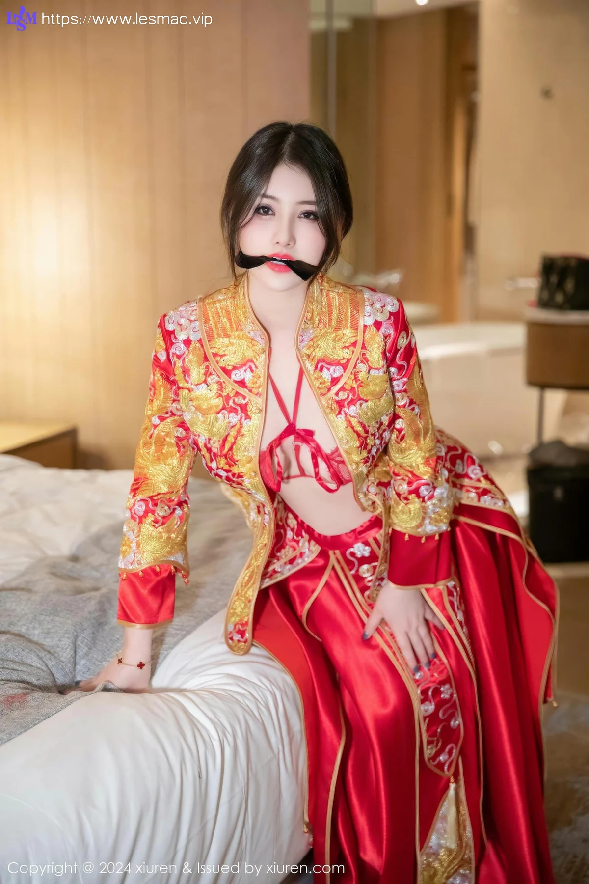 XiuRen 秀人 No.9494 诗诗kiki 性感旗袍爆乳私房 - 26