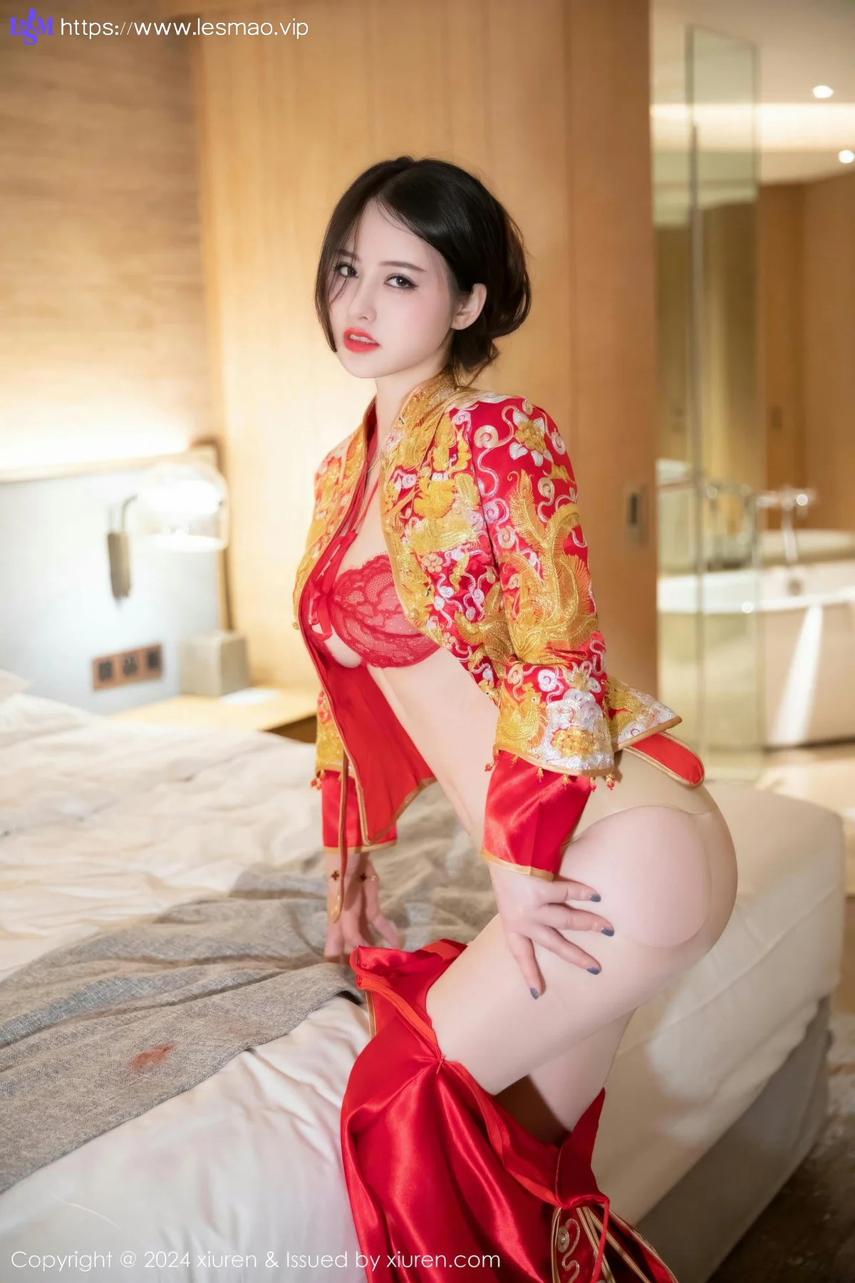 XiuRen 秀人 No.9494 诗诗kiki 性感旗袍爆乳私房 - 33