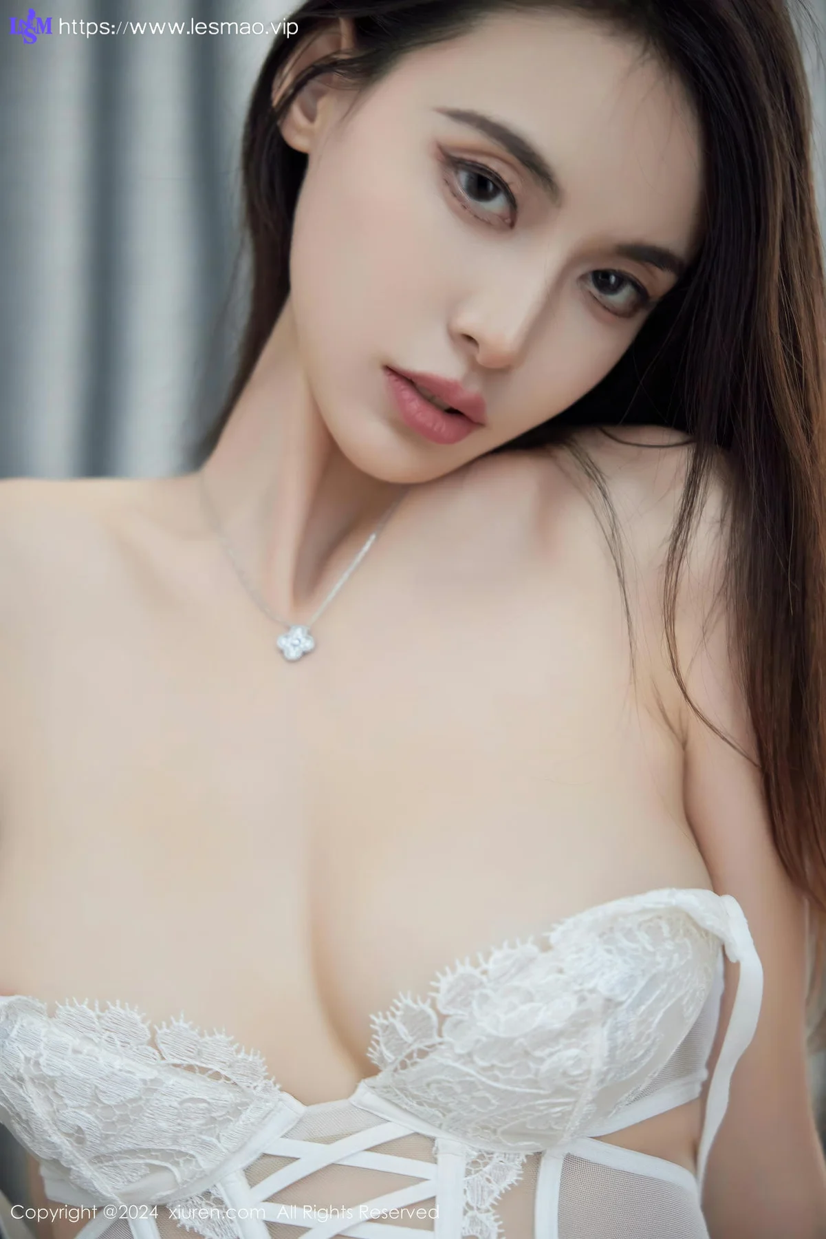 XiuRen 秀人 No.9498 lingyu69 香肩白丝美乳 - 56