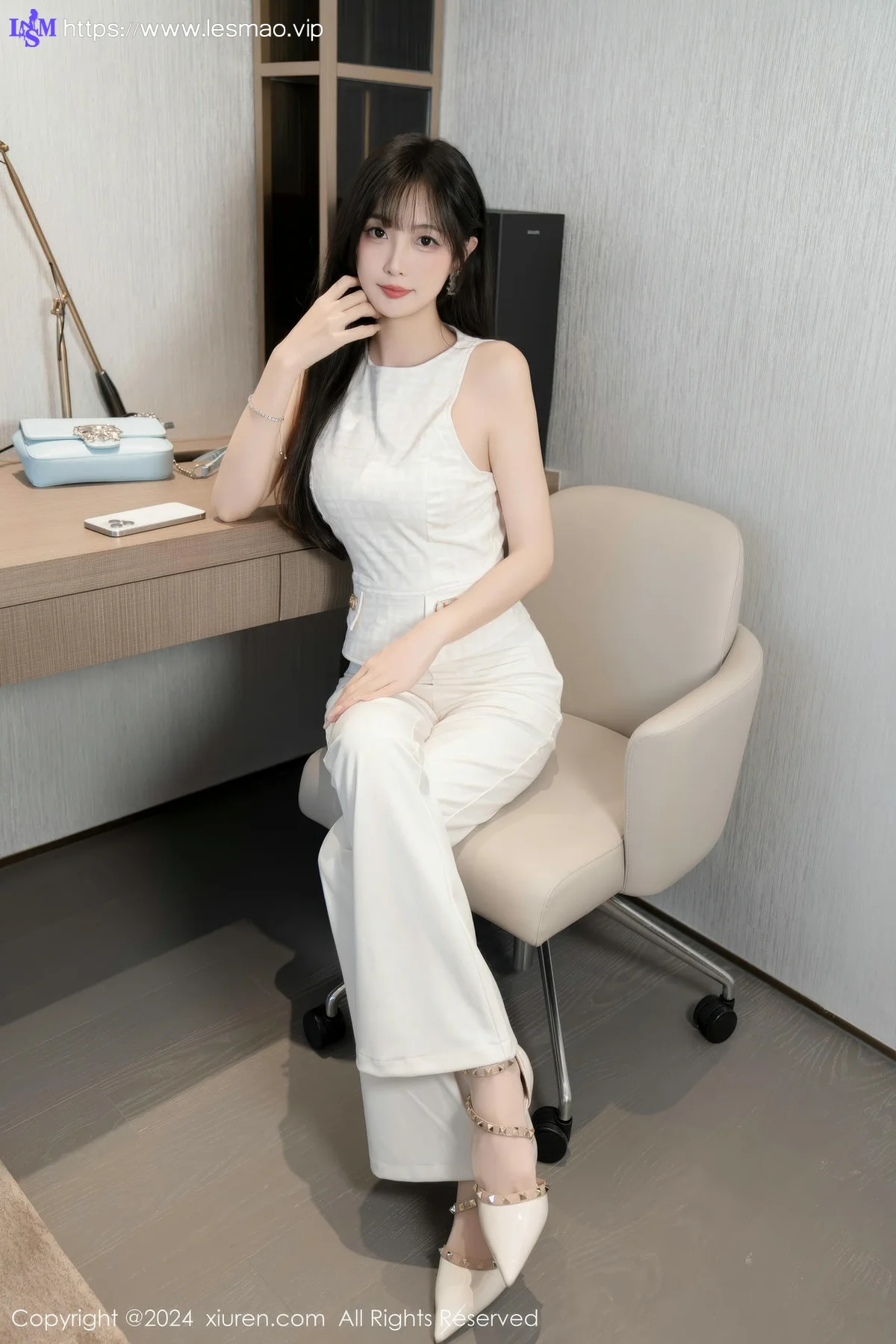 XiuRen 秀人 No.9528 林星阑 玉背香肩气质美女 - 25