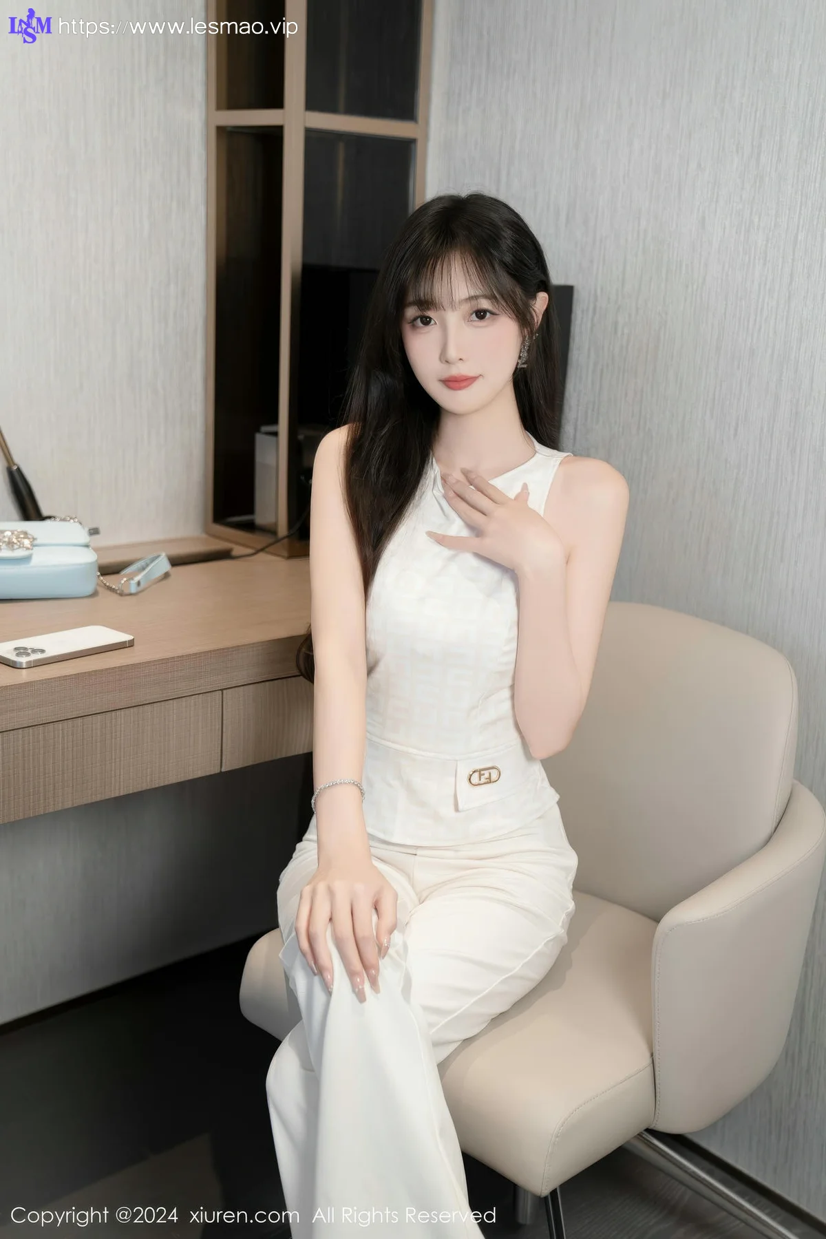 XiuRen 秀人 No.9528 林星阑 玉背香肩气质美女 - 27